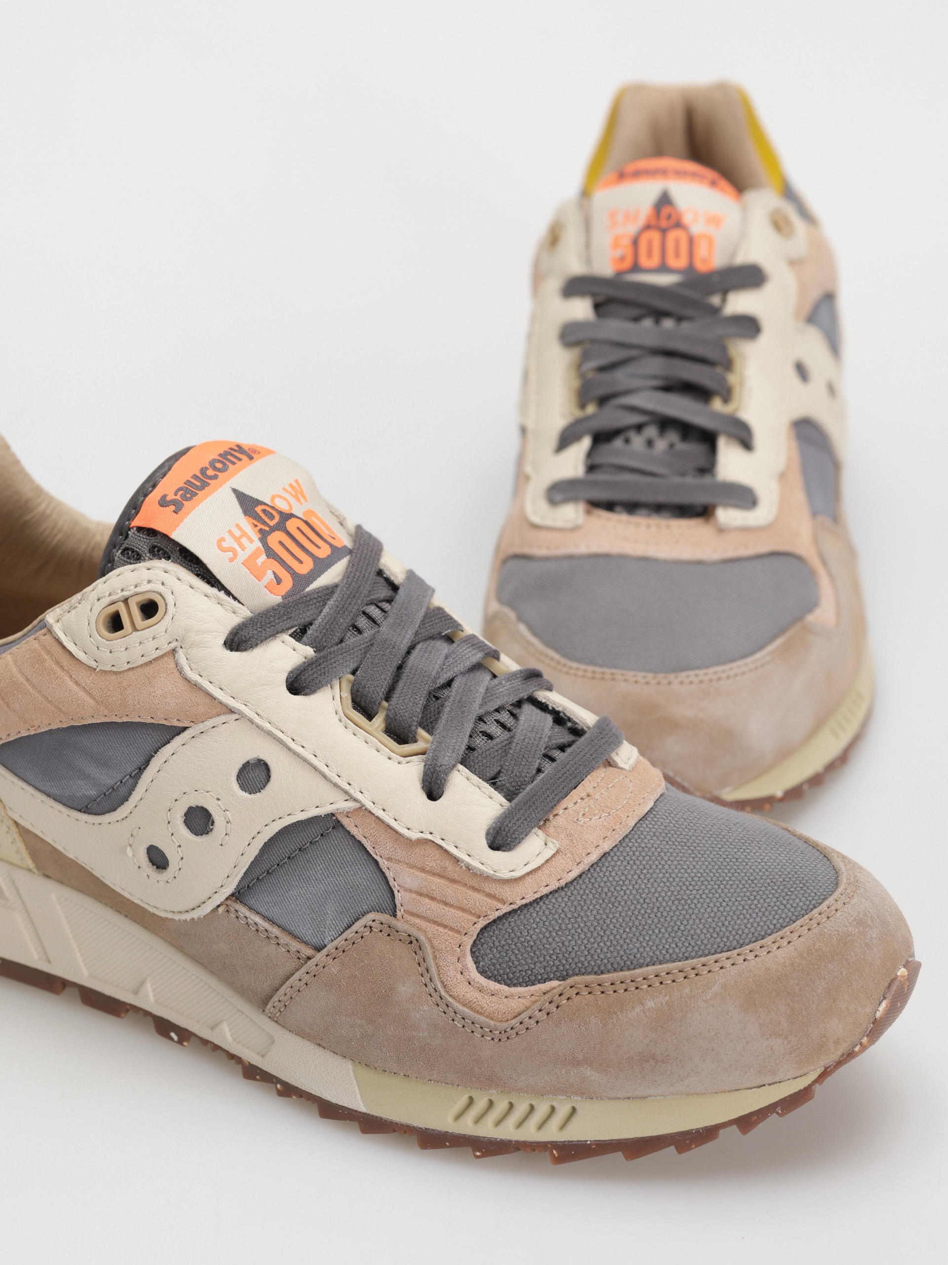 Pantofi Saucony Shadow 5000 (dark grey/sand)