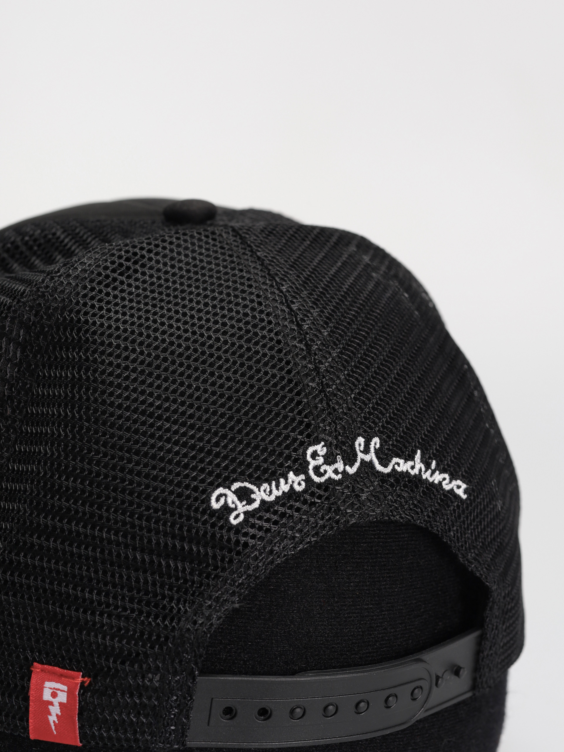 Șapcă Deus Ex Machina Venice Address Trucker (black)