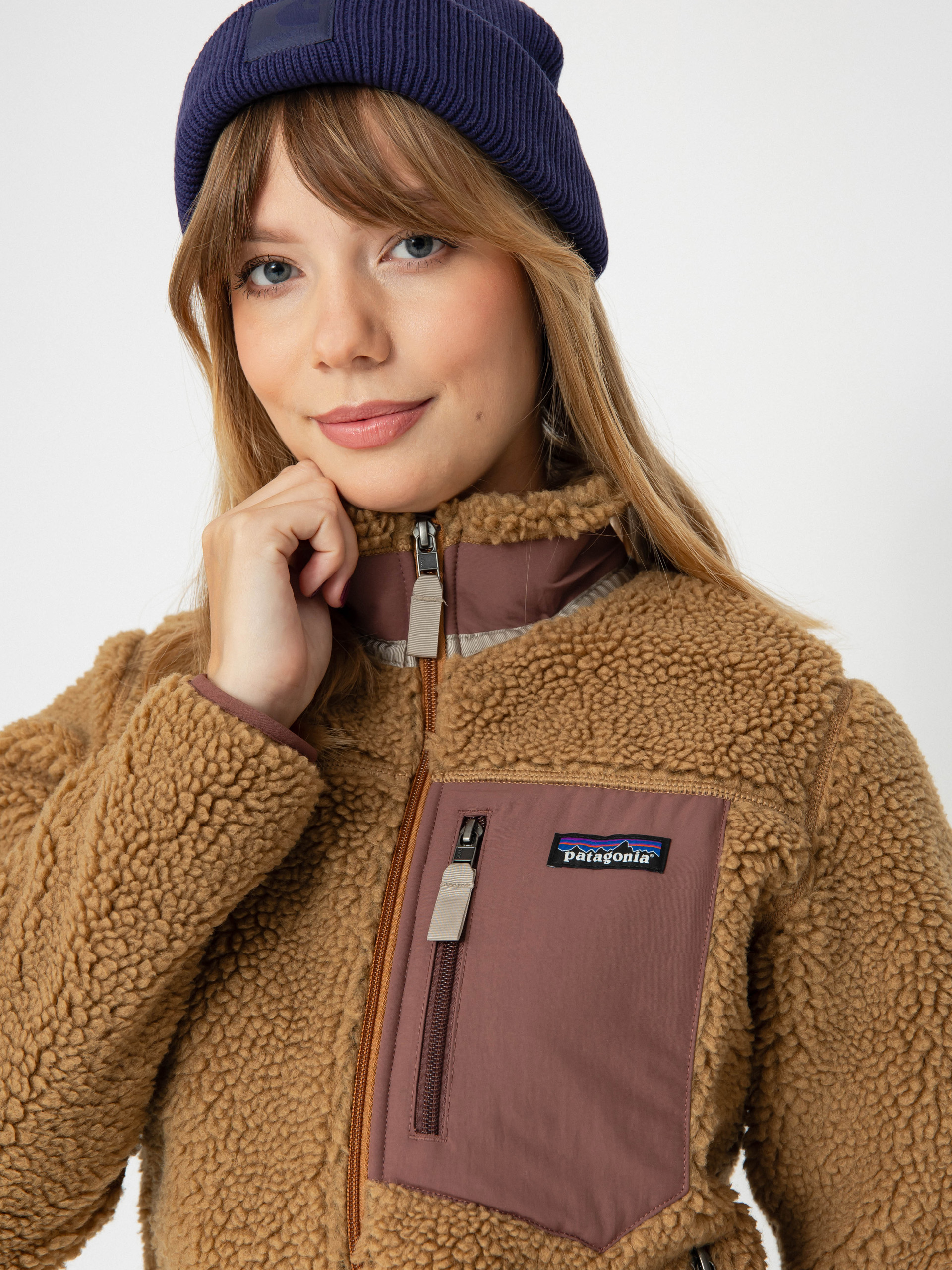Geacă Patagonia Classic Retro X Wmn (nest brown w/dulse mauve)