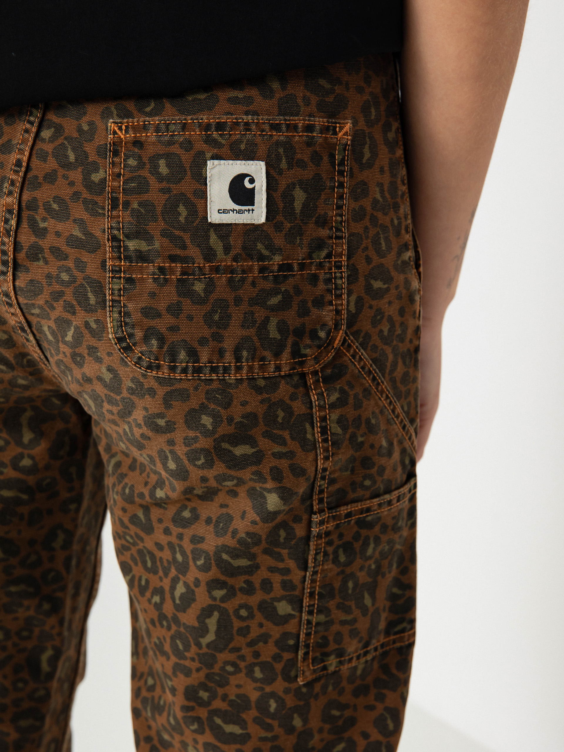 Pantaloni Carhartt WIP Leo Pierce Wmn (camo leo/tamarind/tamarind)