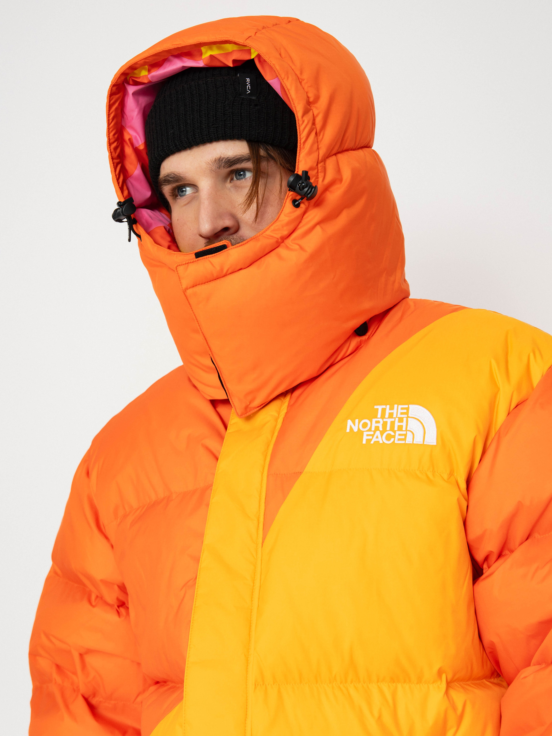 Geacă The North Face X Yinka Ilori Down Puffer (red orange/apricot glaz)