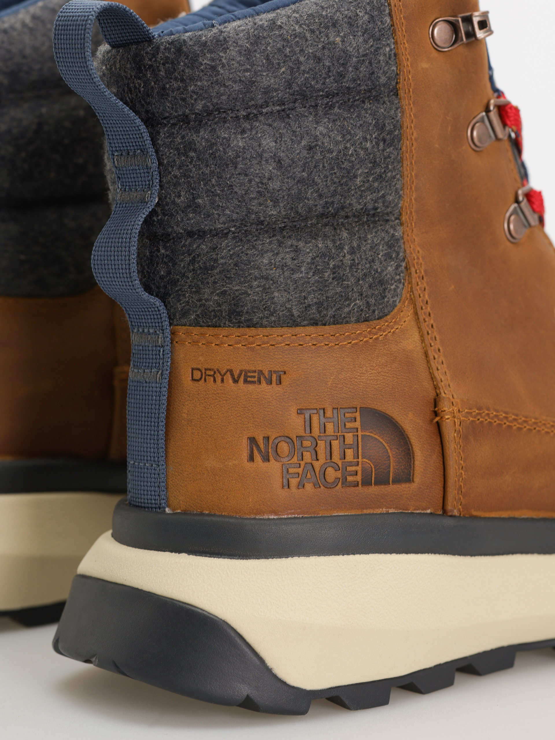 Pantofi The North Face Bergen Leather Wp (timber tan/tnf red)