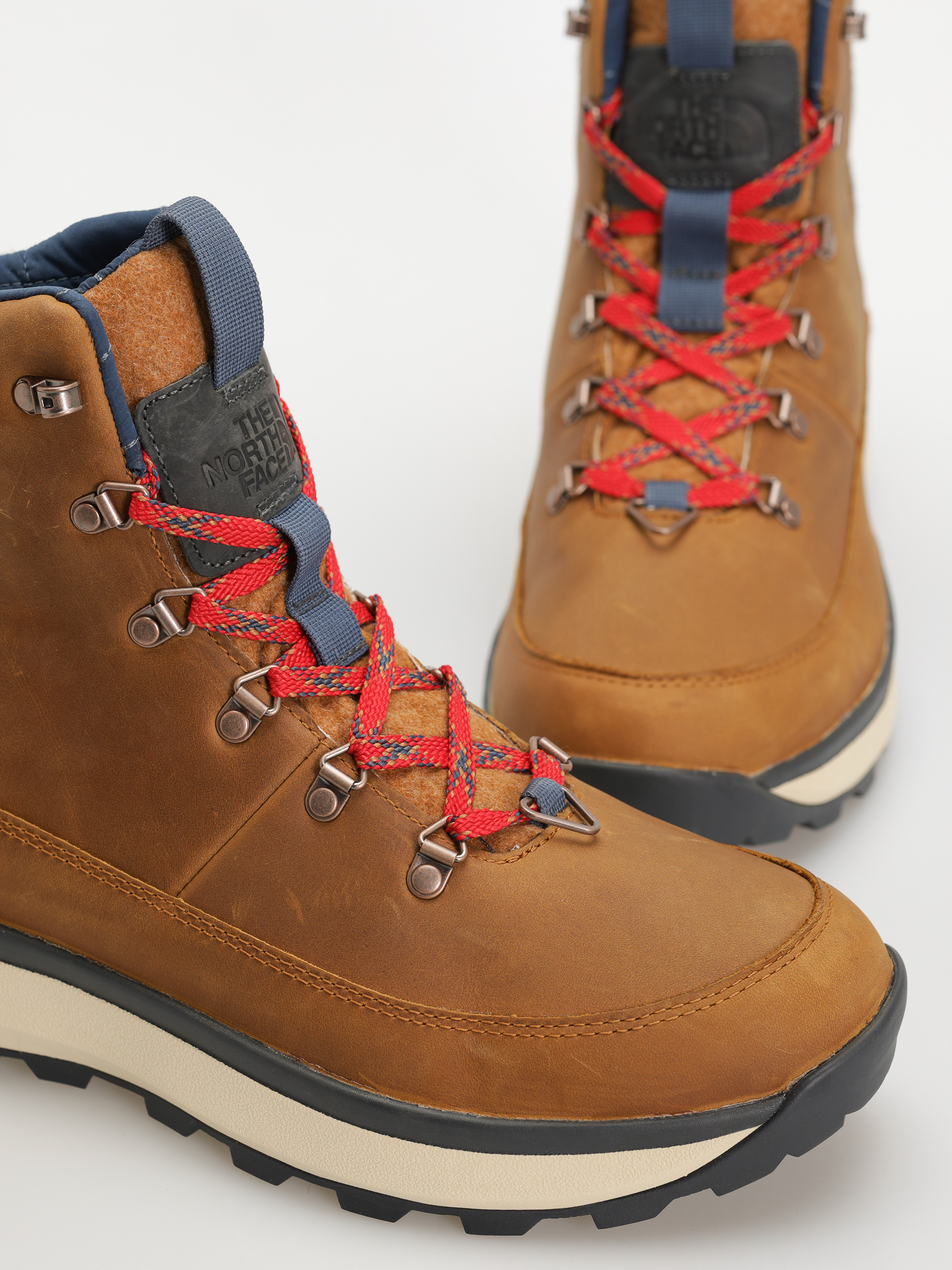 Pantofi The North Face Bergen Leather Wp (timber tan/tnf red)