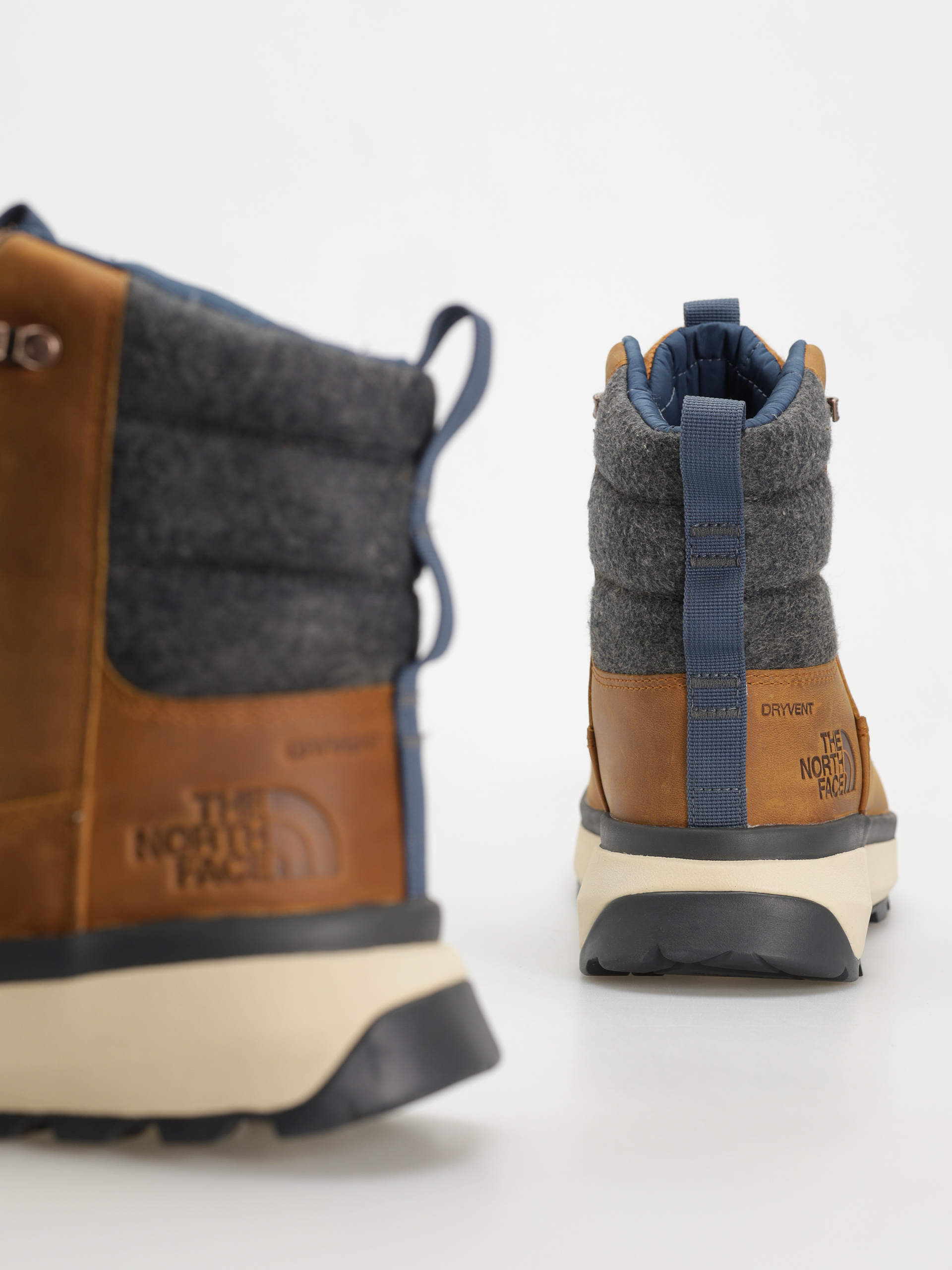 Pantofi The North Face Bergen Leather Wp (timber tan/tnf red)