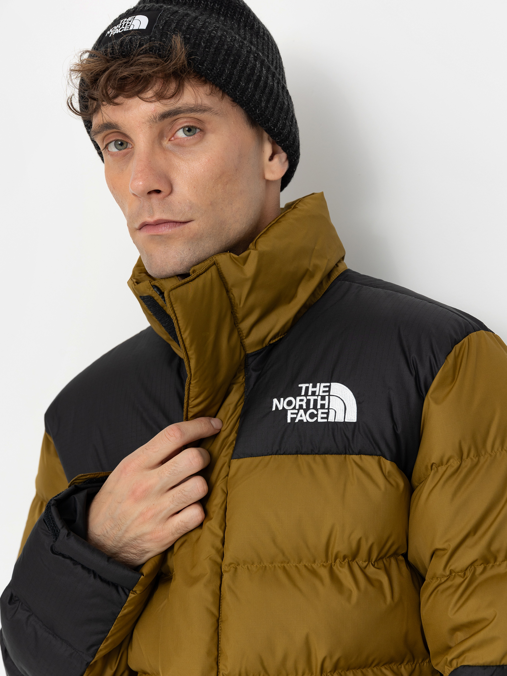 Geacă The North Face Limbara Insulated (moss green)