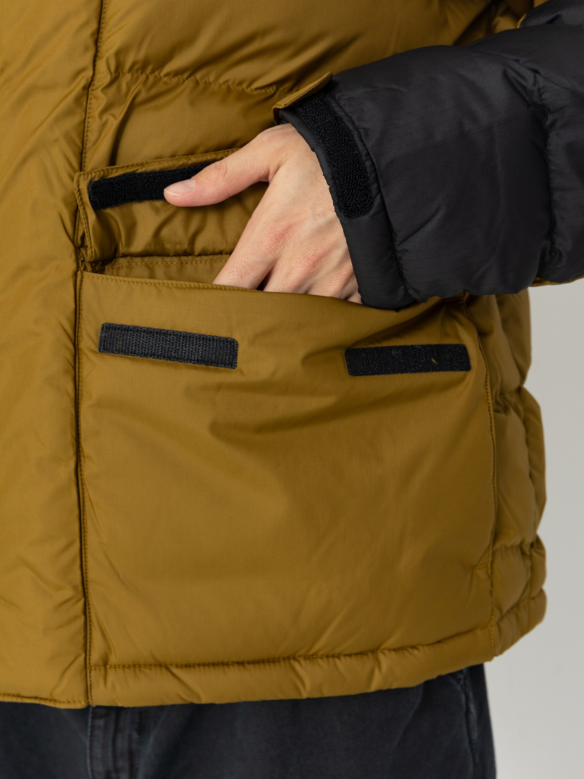 Geacă The North Face Limbara Insulated (moss green)