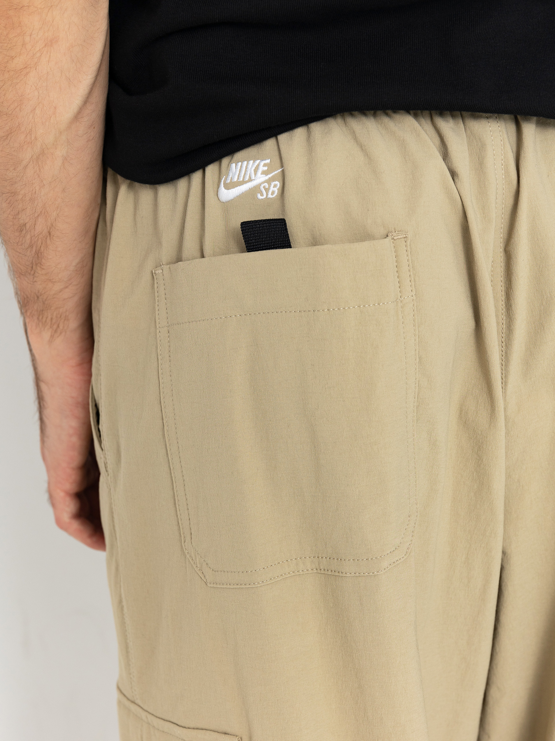 Pantaloni Nike SB Kearny (khaki/white)