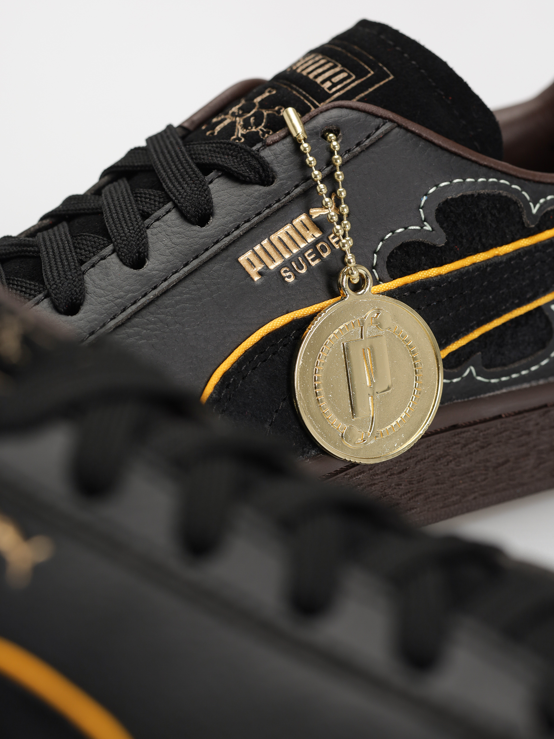 Pantofi Puma X One Piece Suede 4 - negru (puma black dark chocol)