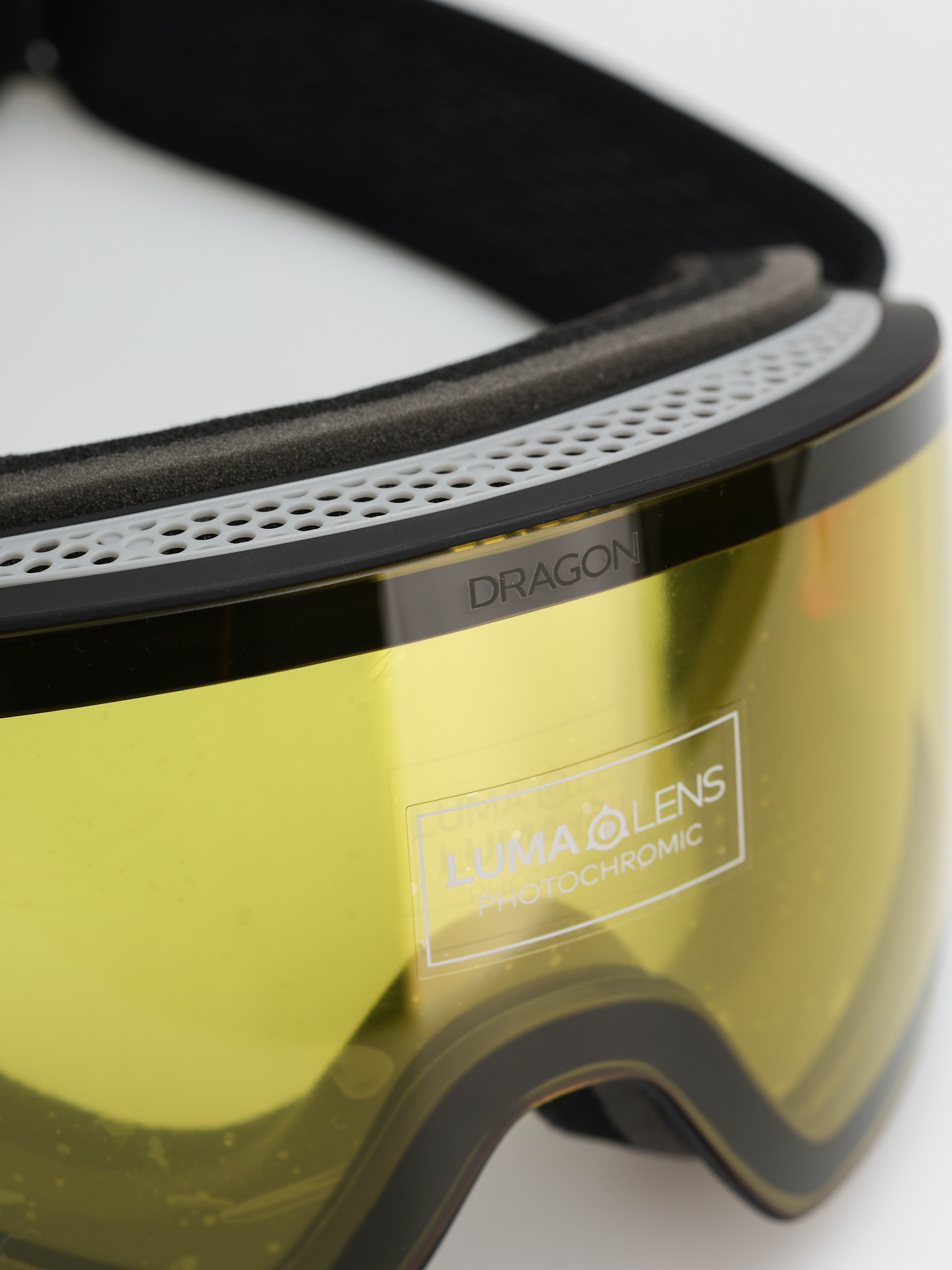 Ochelari pentru snowboard Dragon PXV (classicblack/lumalens photochromatic yellow)