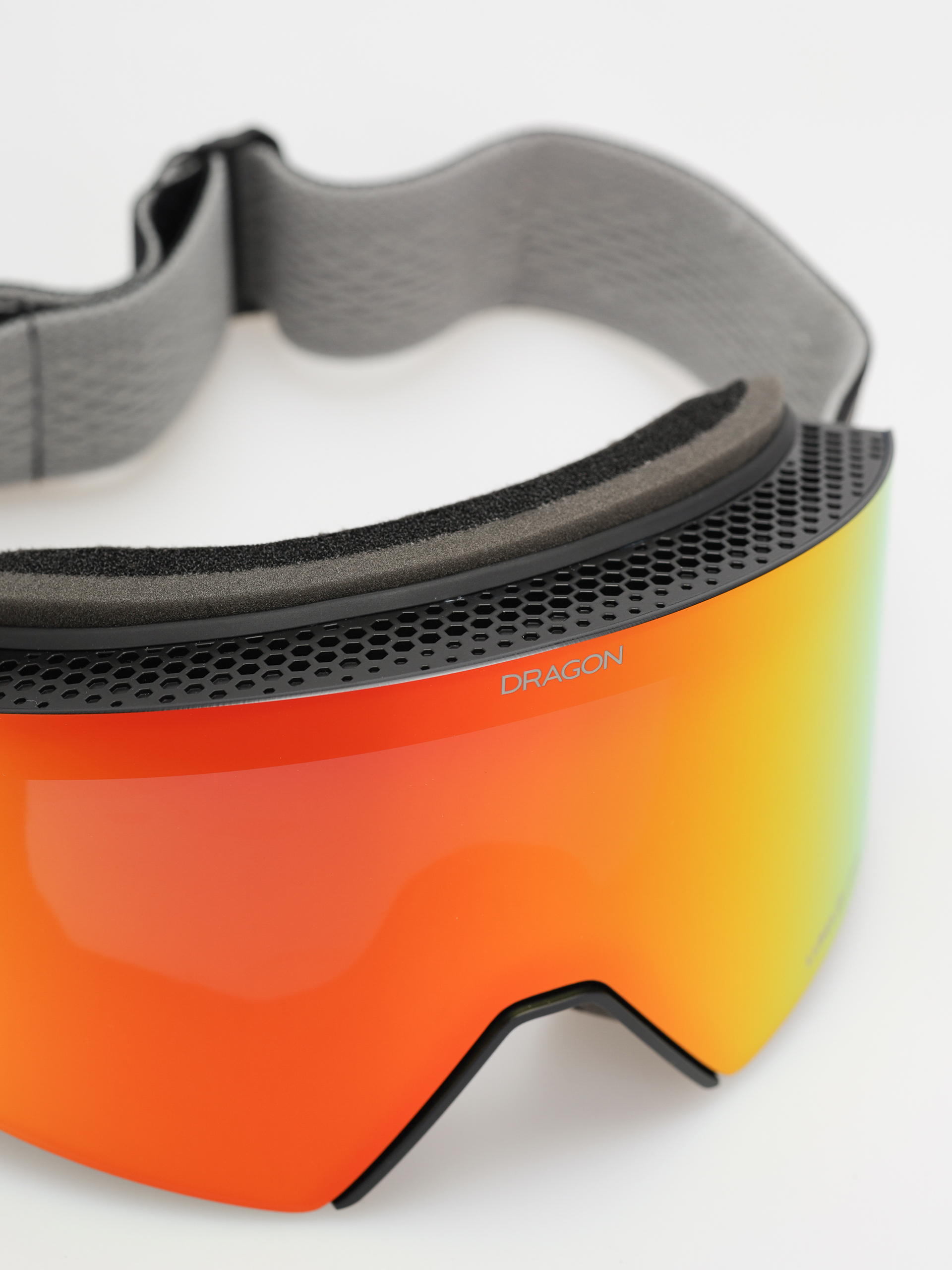 Ochelari pentru snowboard Dragon RVX MAG OTG (nouveaublack/lumalens red ion+lumalens light rose)