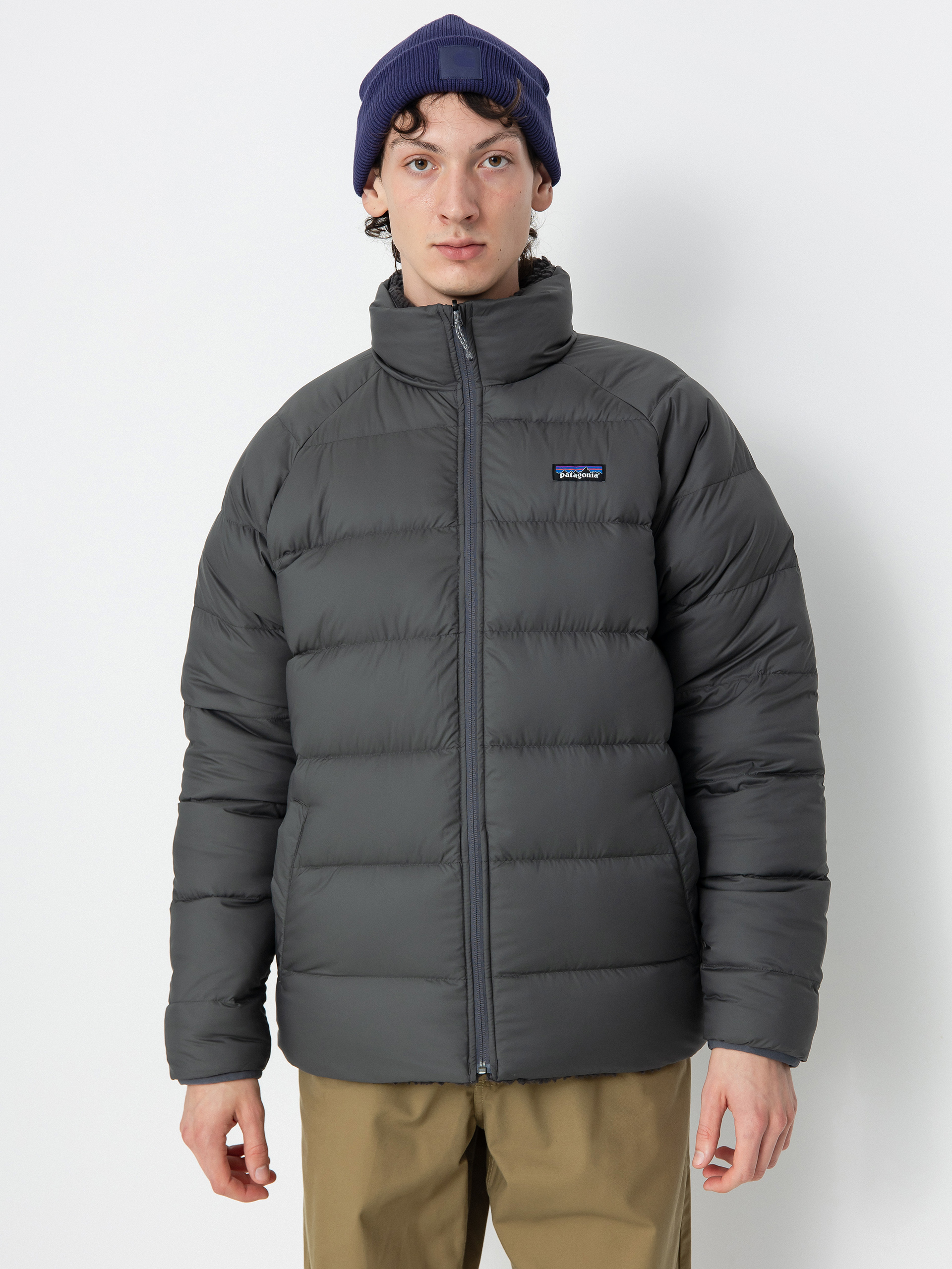 Geacă Patagonia Reversible Silent Down (forge grey)