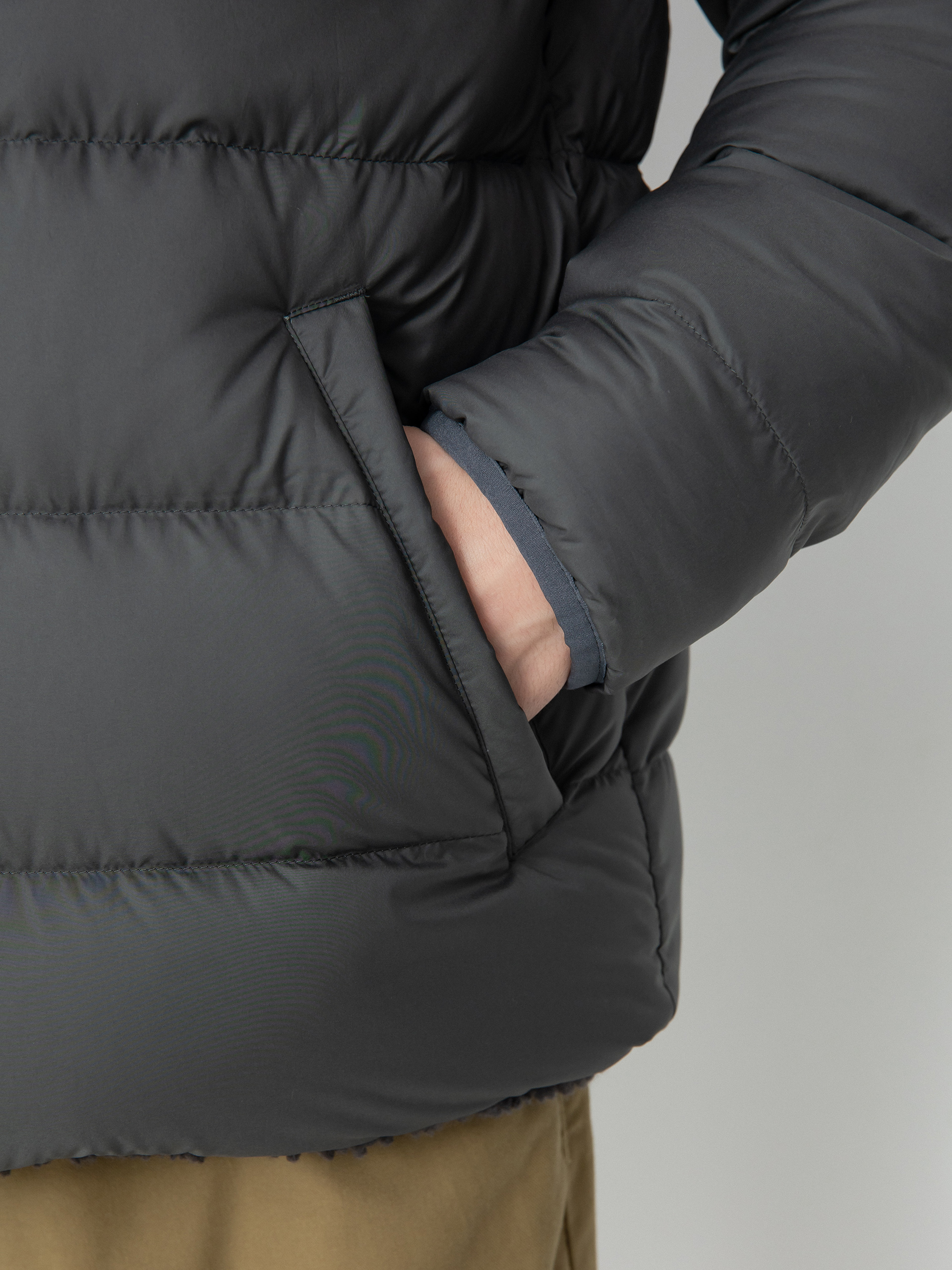 Geacă Patagonia Reversible Silent Down (forge grey)
