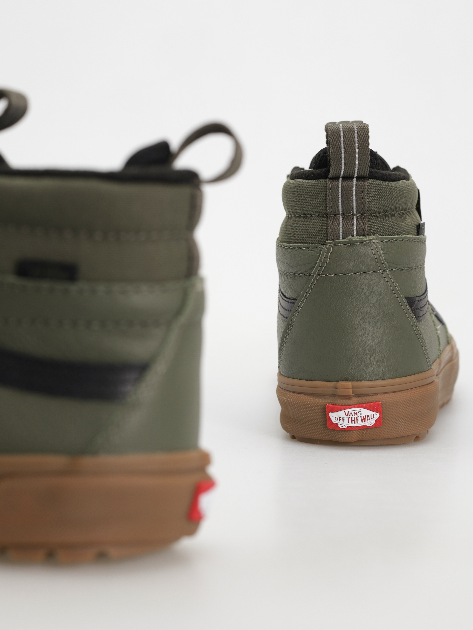 Pantofi Vans Sk8 Hi Waterproof MTE (grape leaf/gum)