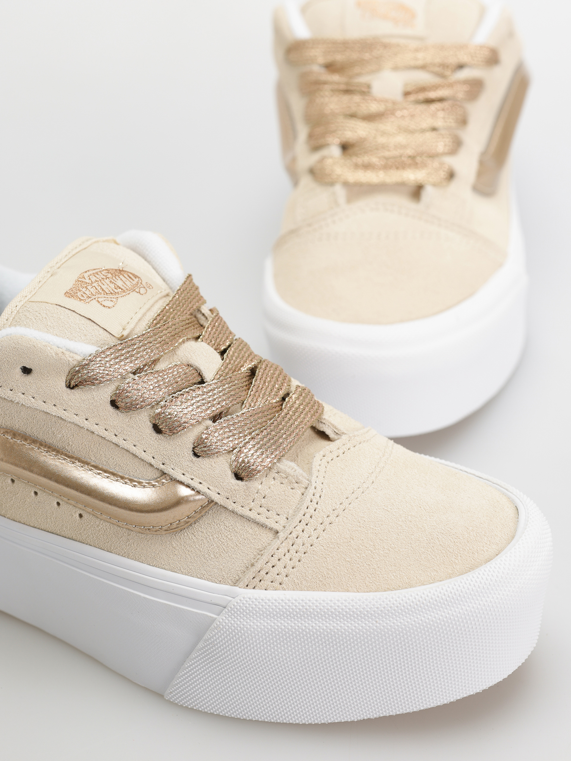 Pantofi Vans Knu Stack (high shine gold)