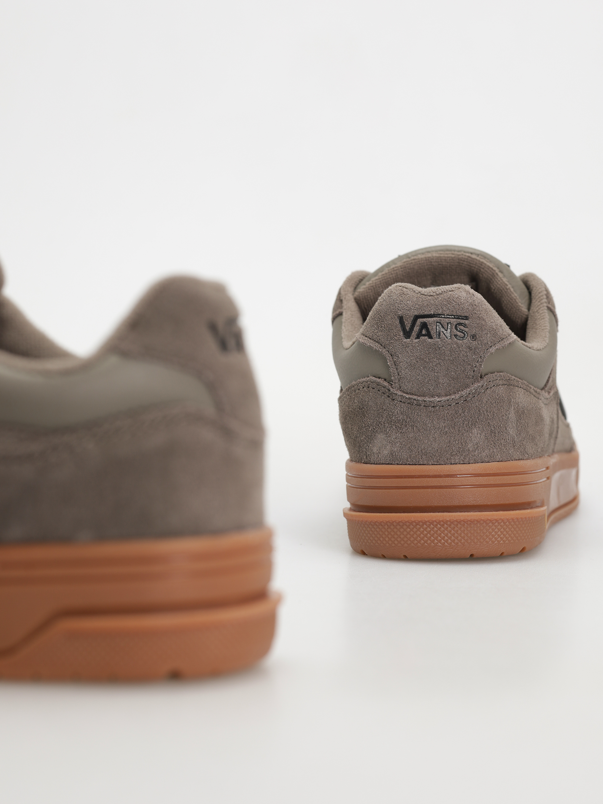 Pantofi Vans Upland (suede bungee cord)