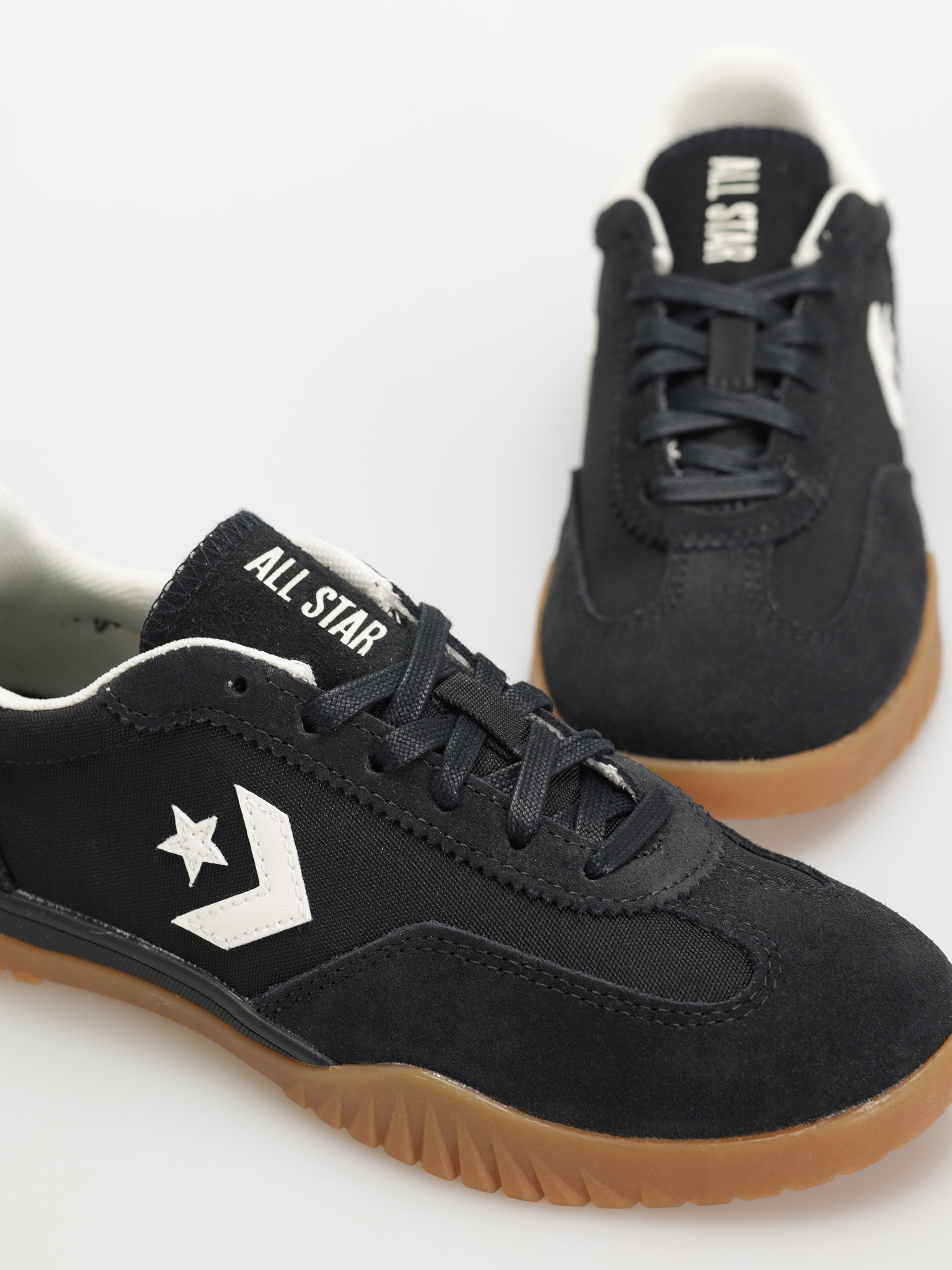 Pantofi Converse Run Star Trainer (black/egret/honey)