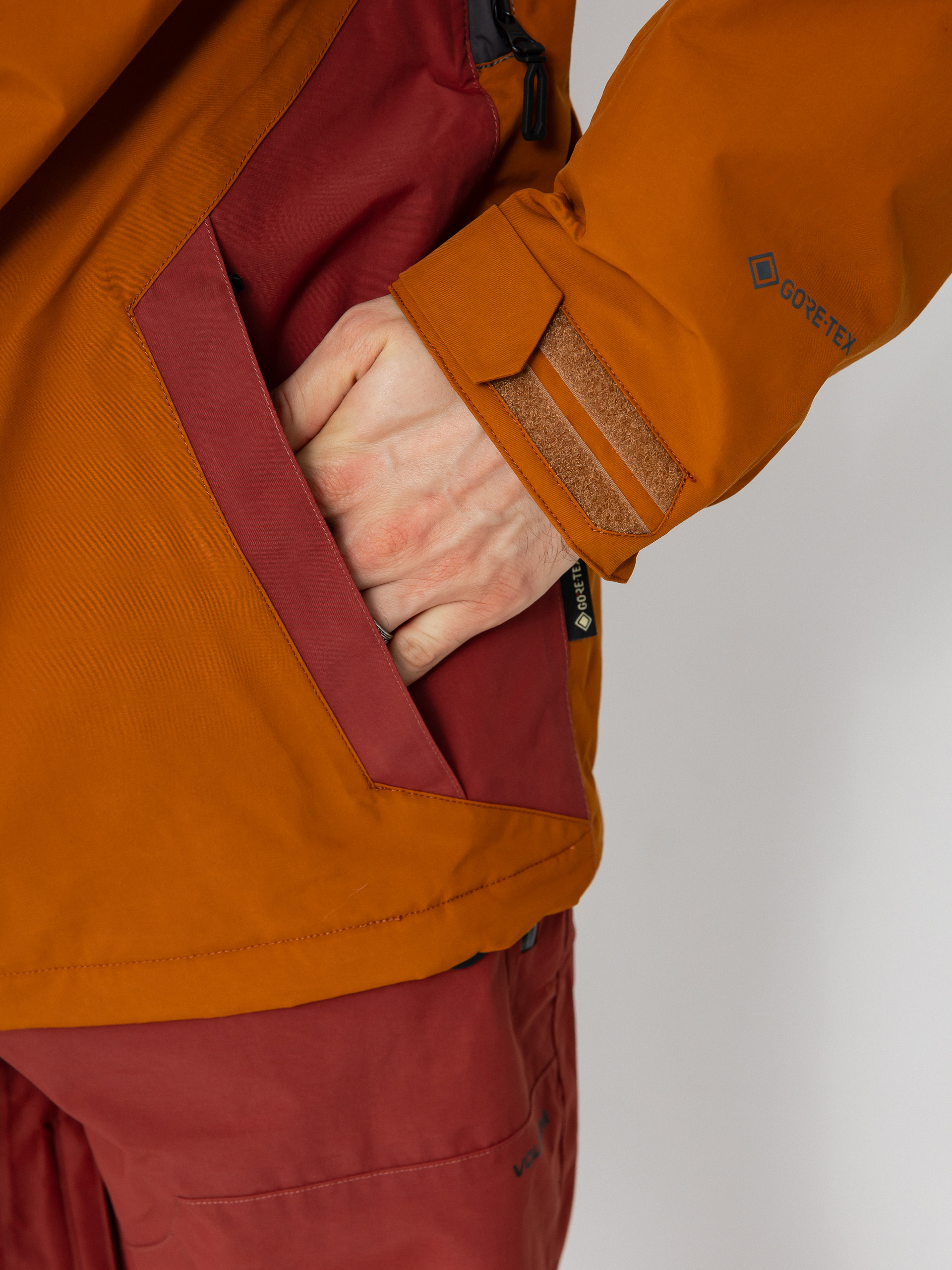 Pentru bărbați Geacă de snowboard Volcom L Ins Gore Tex (caramel)