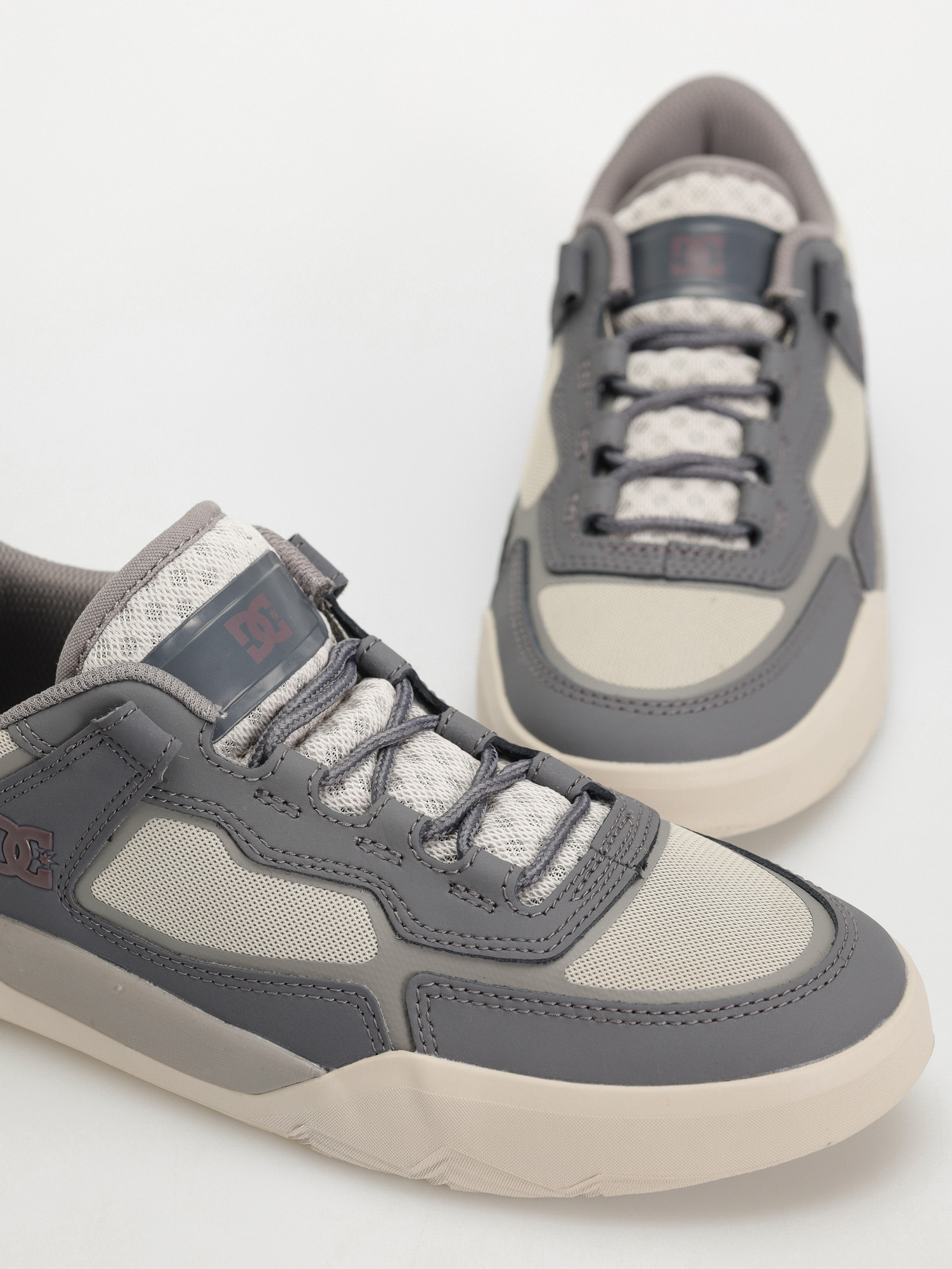 Pantofi DC Metric (dark grey/light grey)
