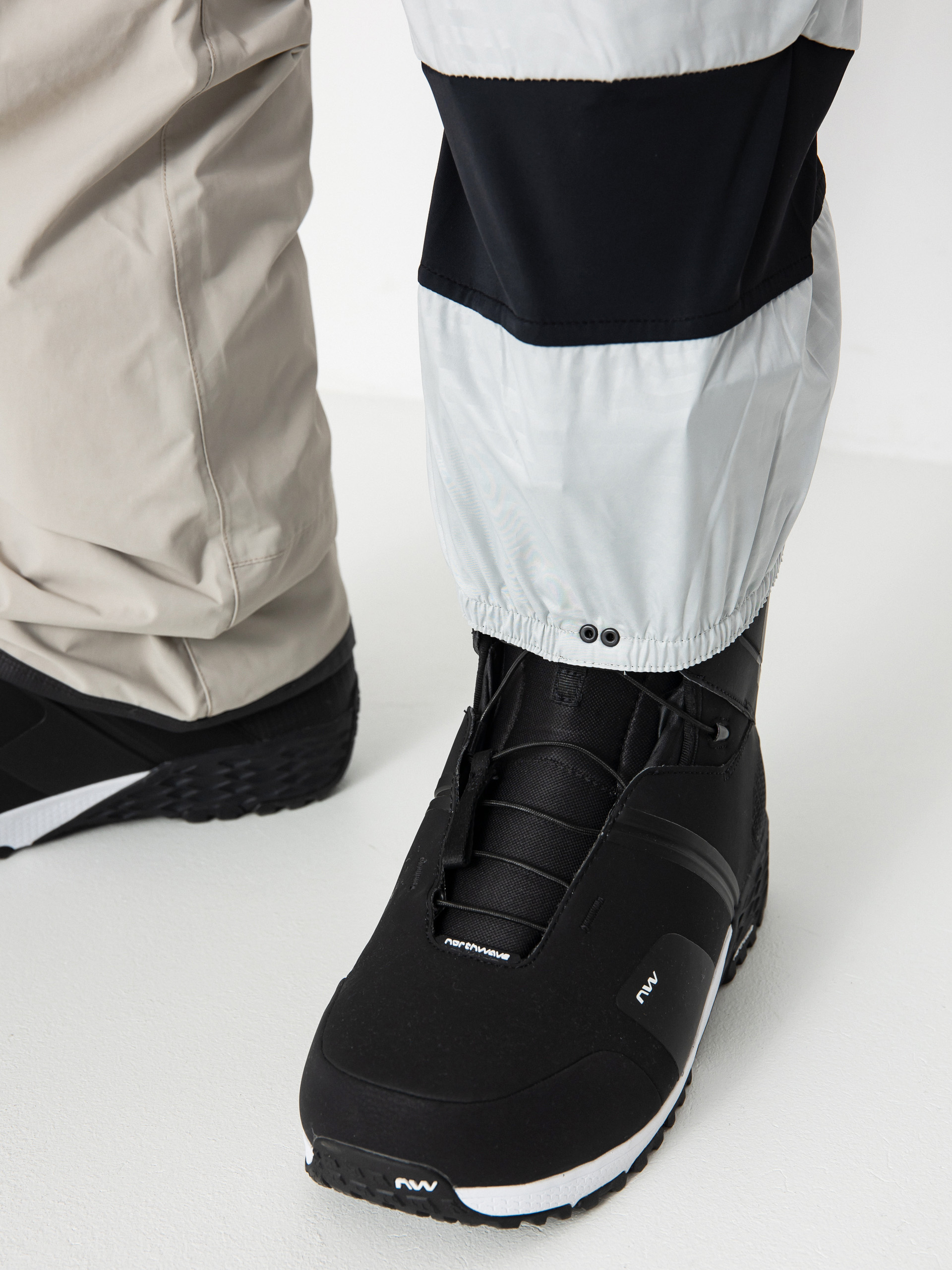 Pentru bărbați Pantaloni pentru snowboard Volcom L Gore Tex (stone)