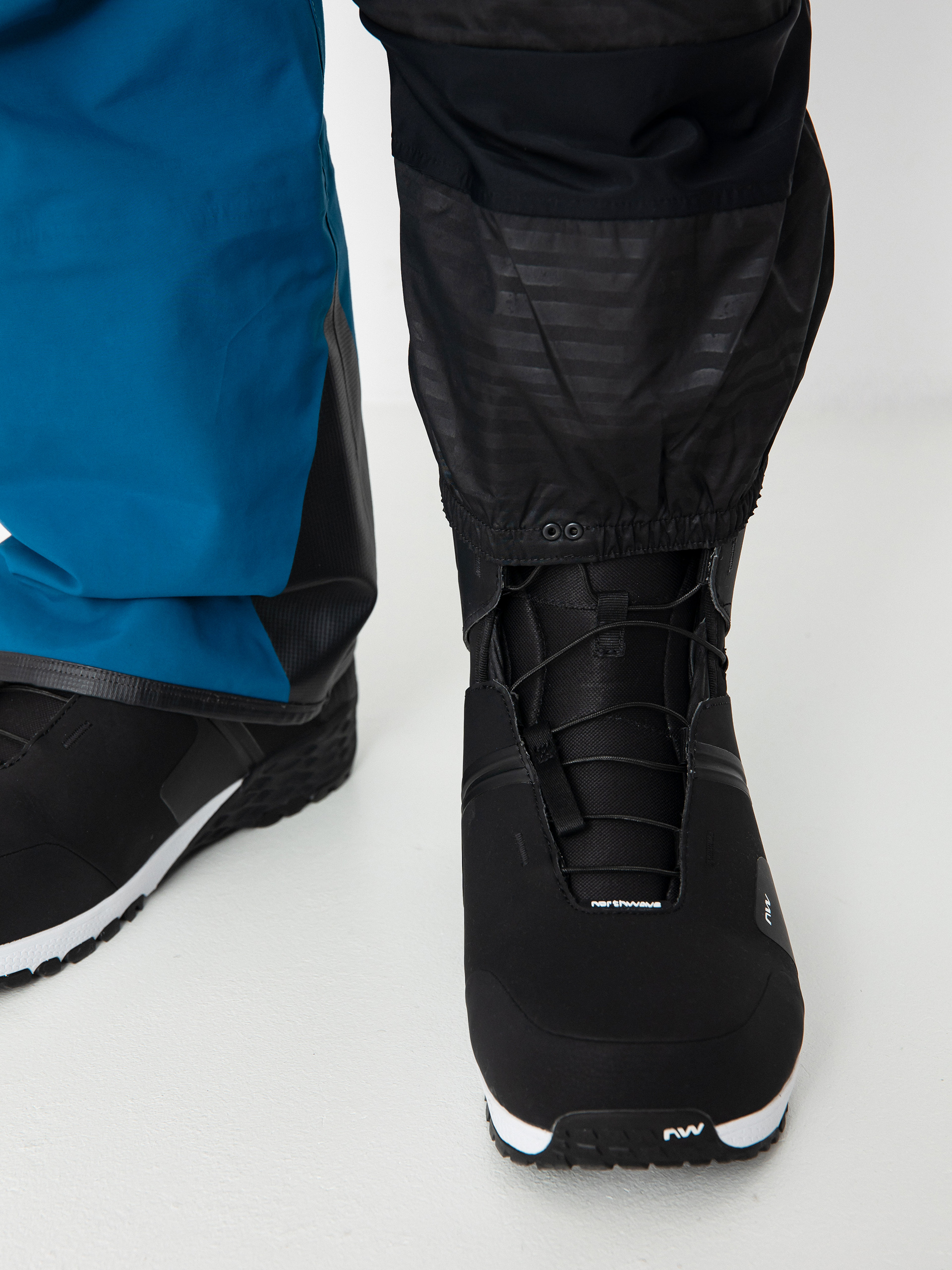 Pentru bărbați Pantaloni pentru snowboard Volcom Guide Gore Tex (cobalt)