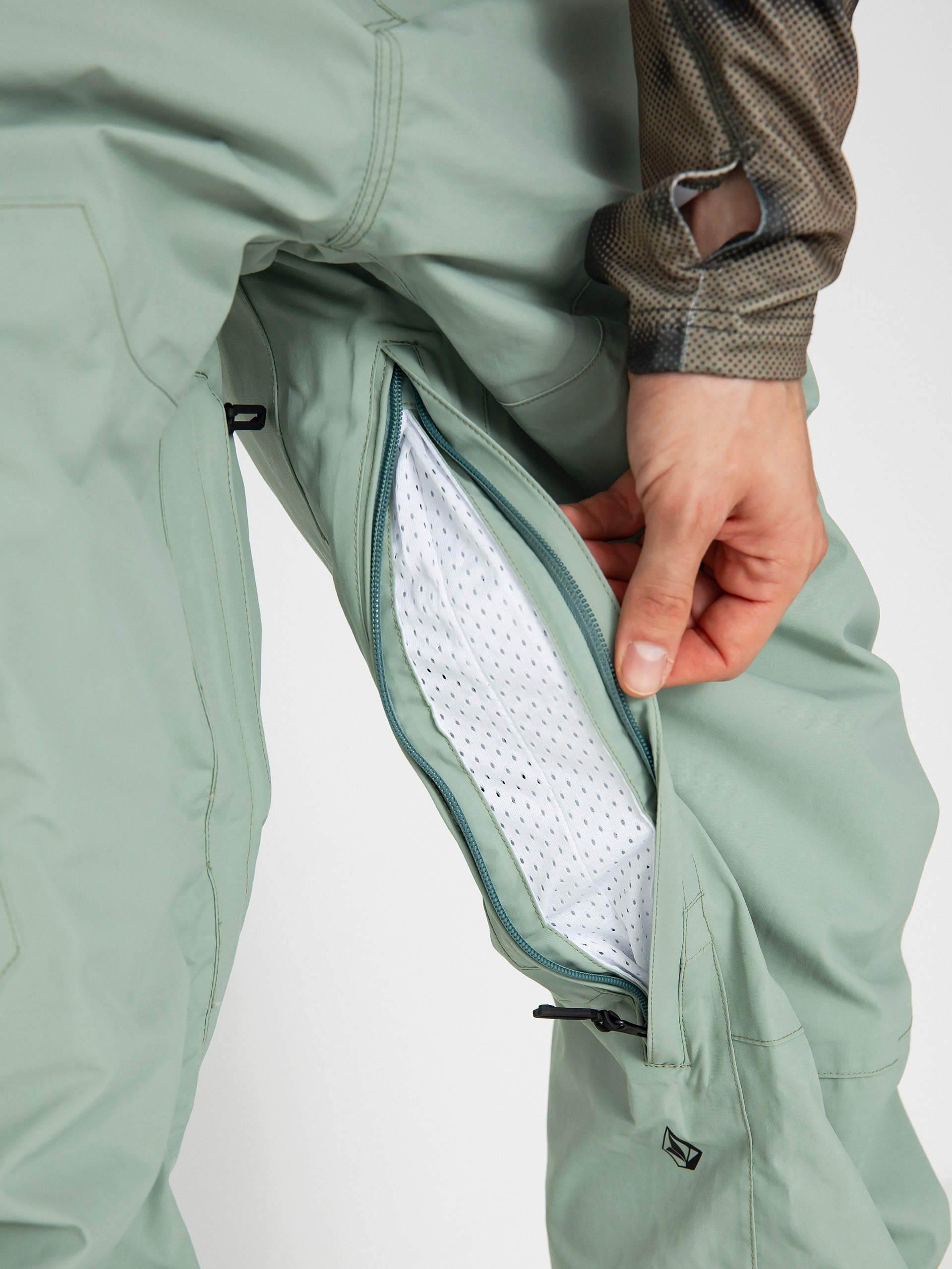 Pentru bărbați Pantaloni pentru snowboard Volcom L Gore Tex (agave)