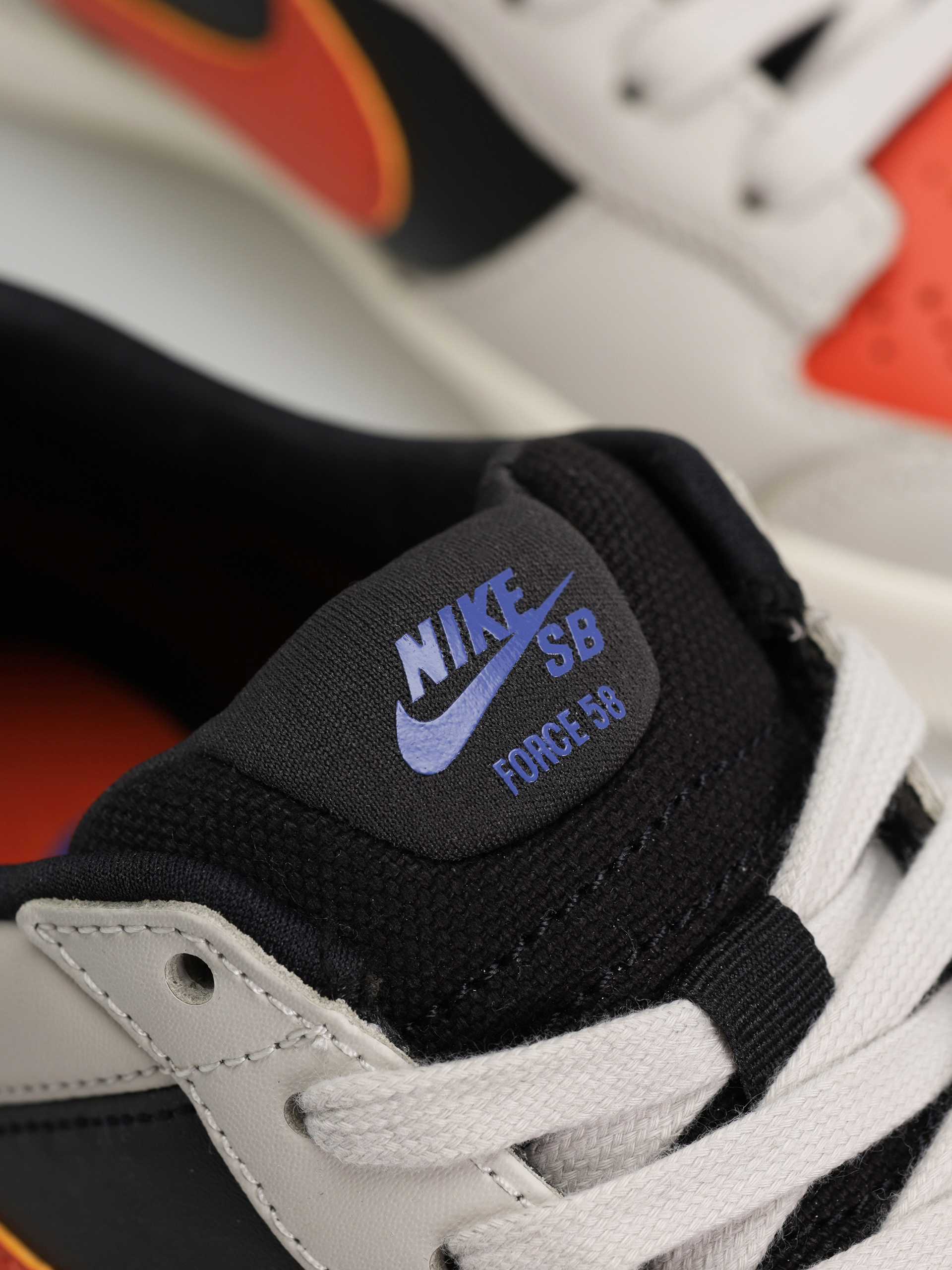 Pantofi Nike SB Force 58 Premium (light bone/cosmic clay black)