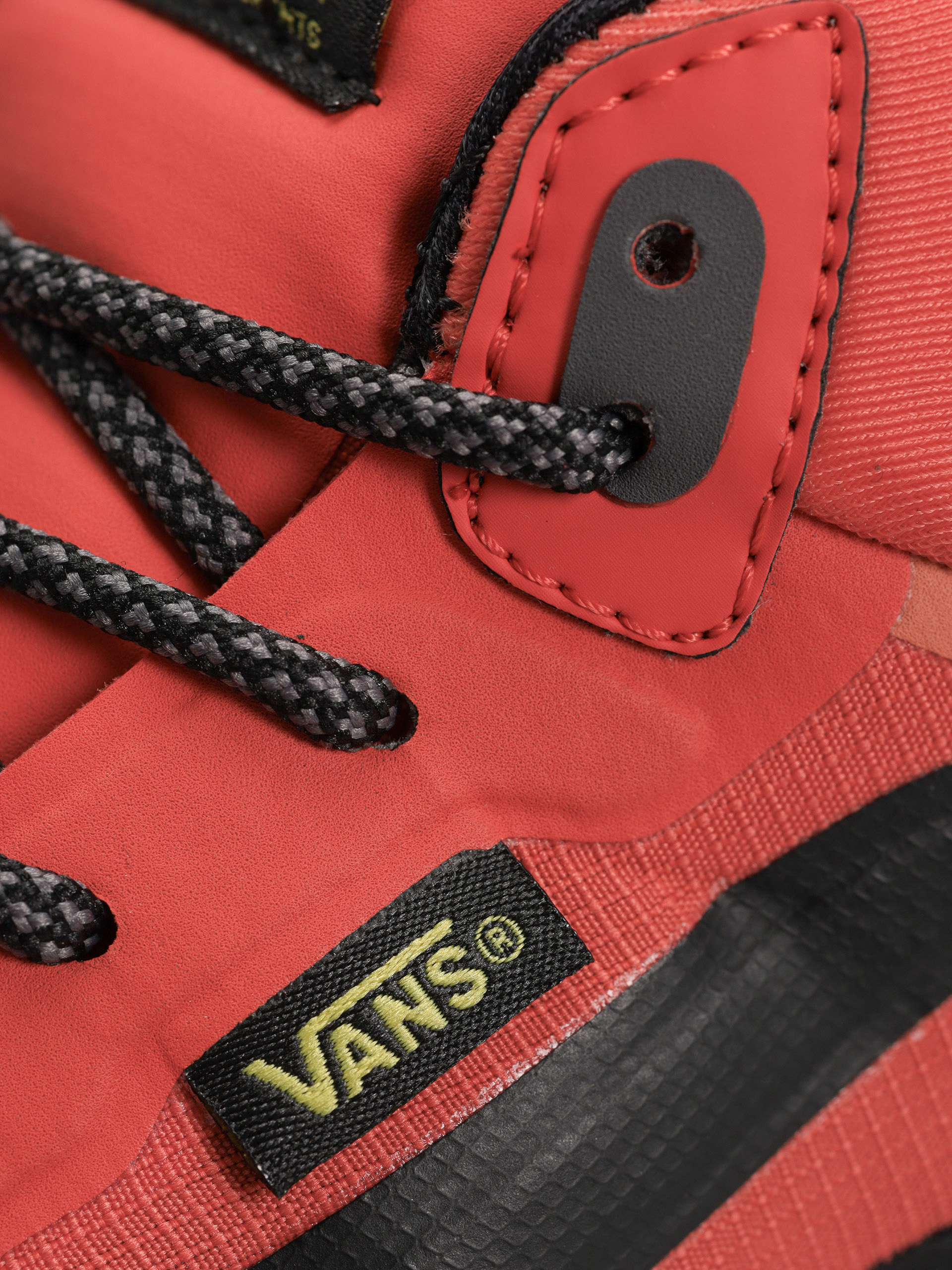 Pantofi Vans Crosspath Mid MTE (orange/black)