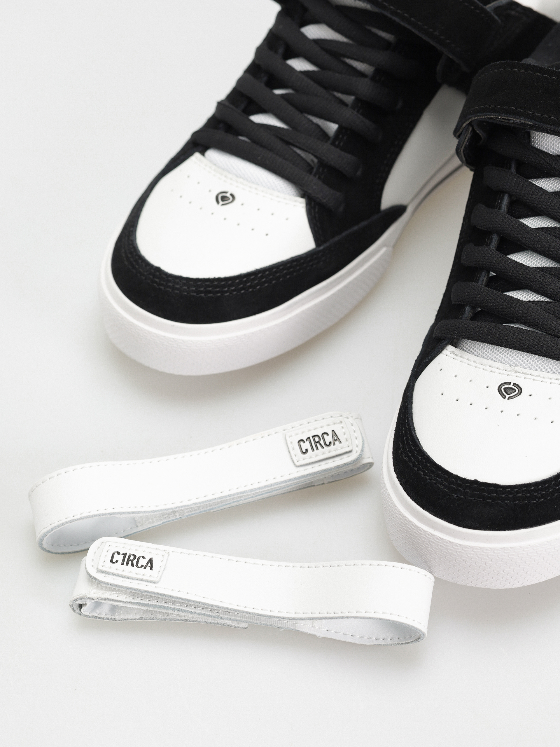 Pantofi Circa 205 Vulc (black/white)