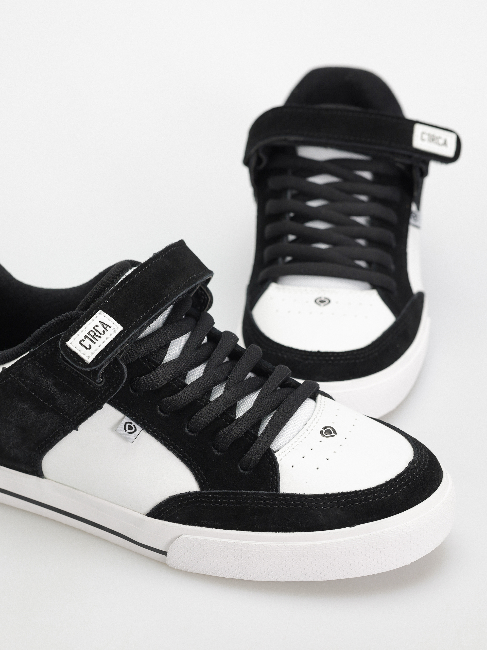 Pantofi Circa 205 Vulc (black/white)