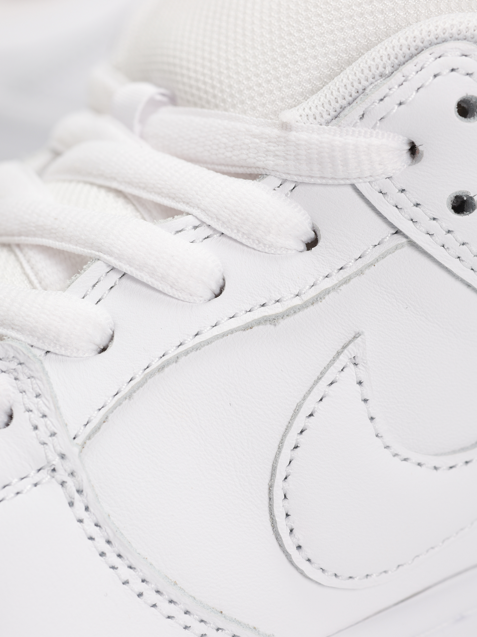 Pantofi Nike SB Dunk Low Pro (white/white white white)