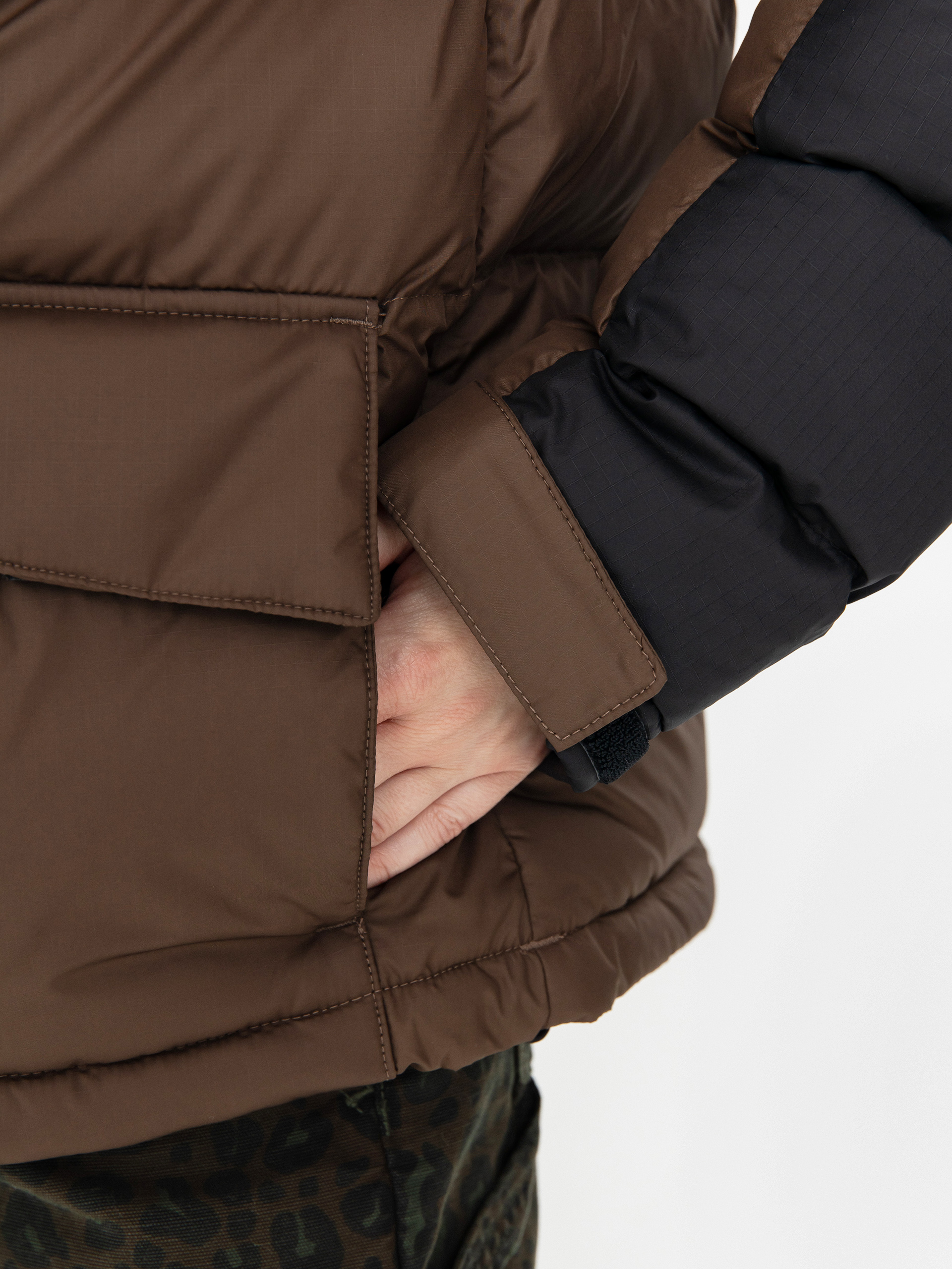 Geacă The North Face Limbara Insulated Wmn (smokey brown)
