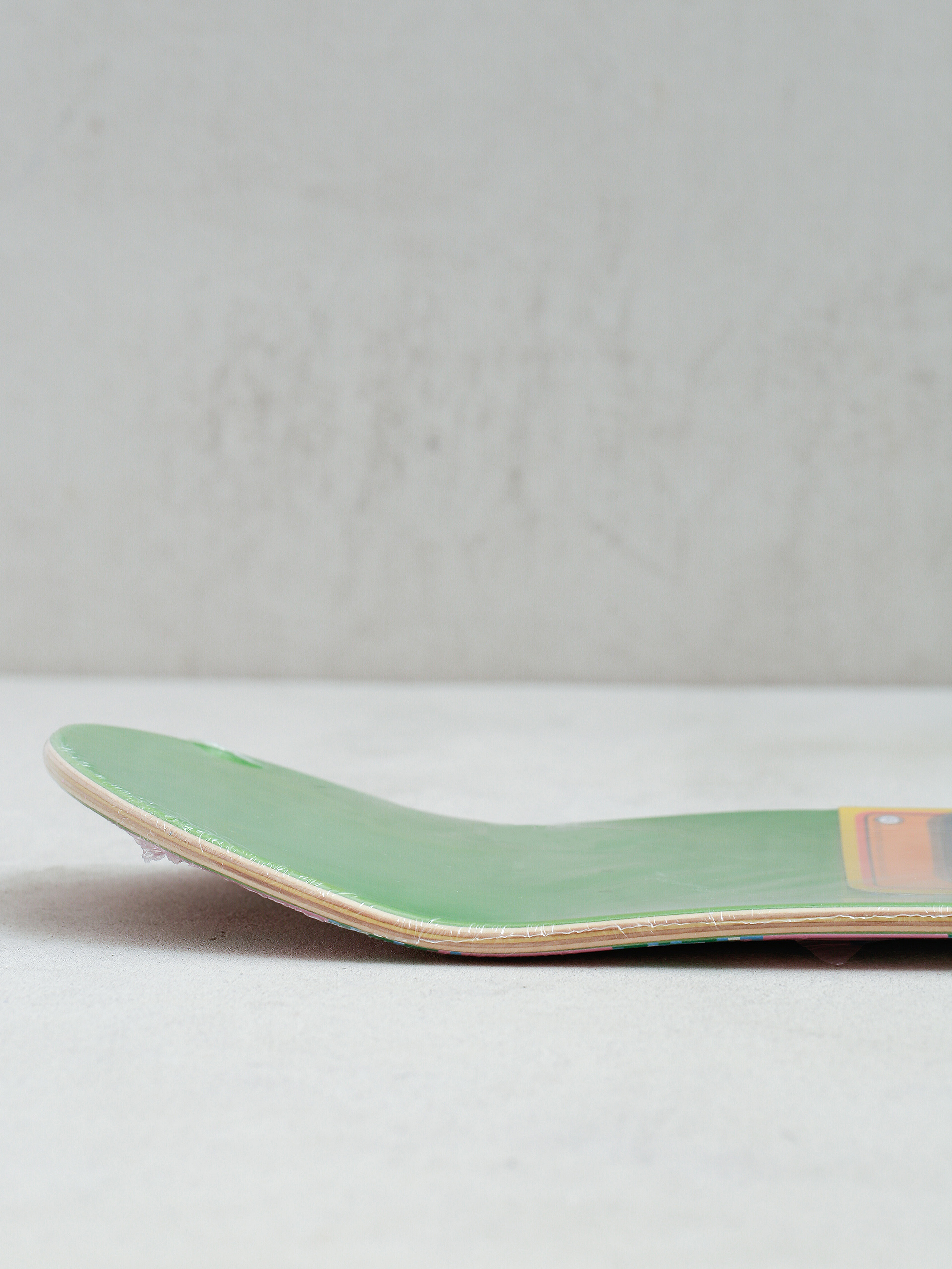 Placă Girl Skateboard Bannerot Pac Man (pink)