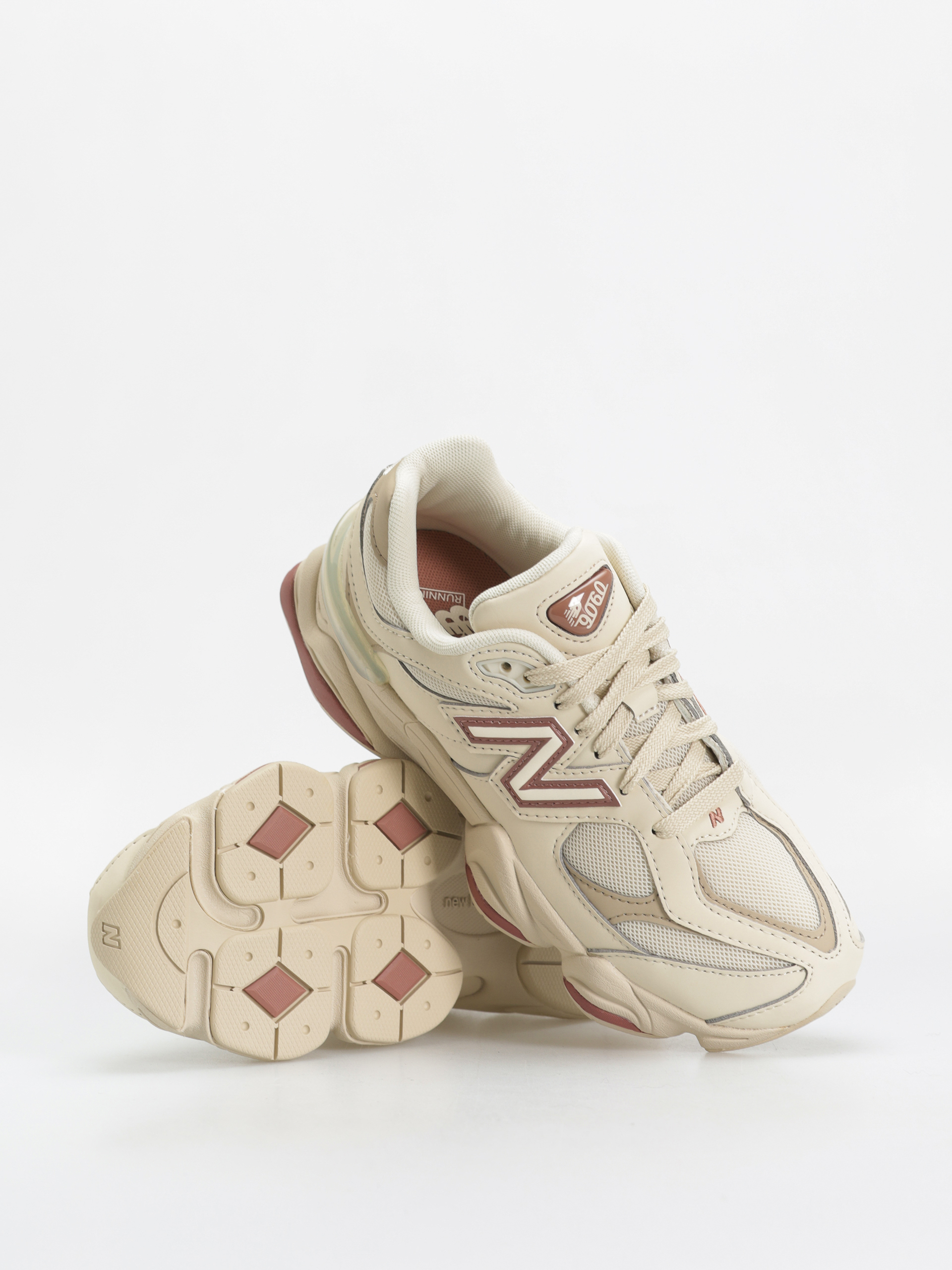 Pantofi New Balance 9060 JR - alb (bone)