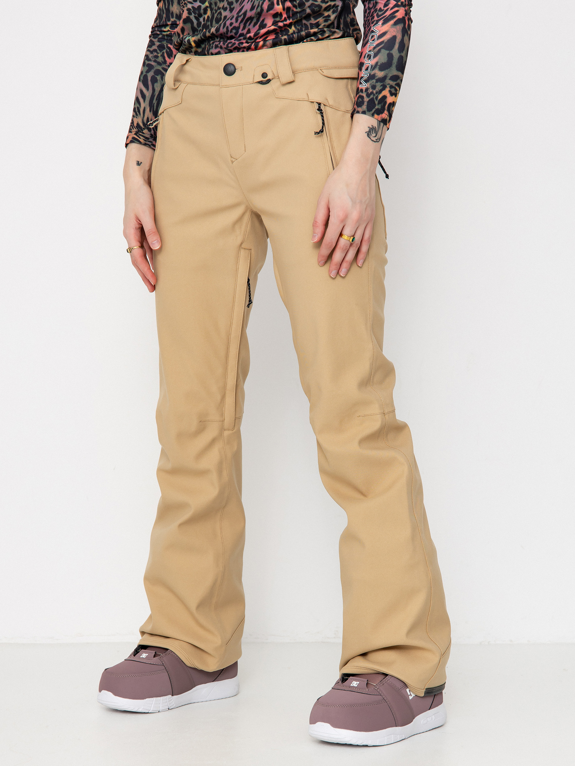 Pentru femei Pantaloni pentru snowboard Volcom Genus Stretch (sand)