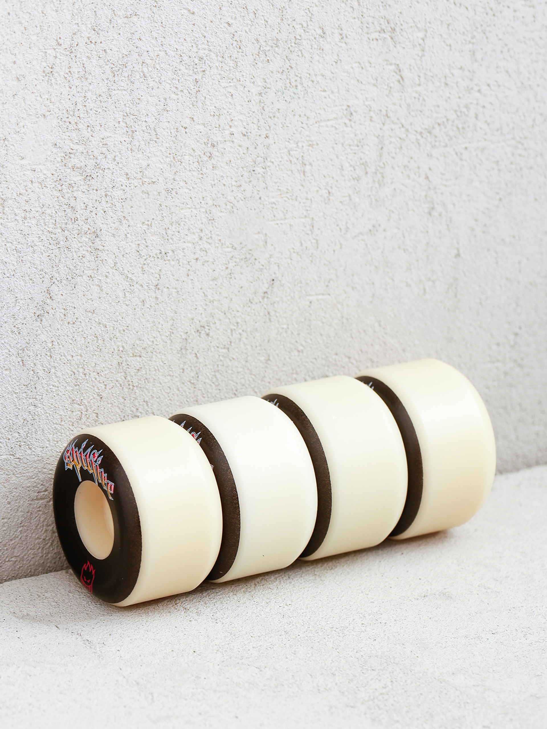 Role Spitfire F4 99D Venom Script Conical Full (natural/black)