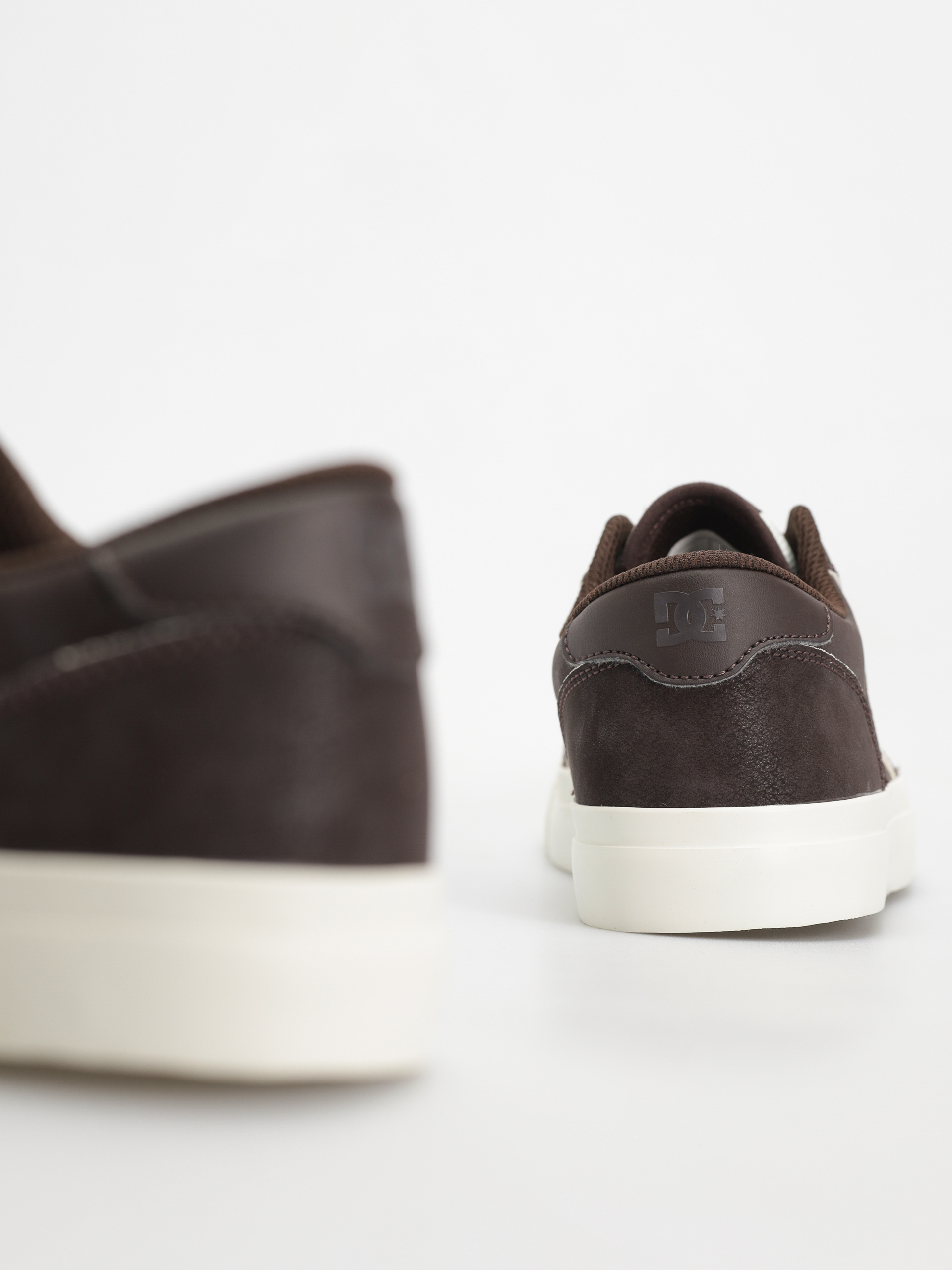 Pantofi DC Teknic Le (dark chocolate/brown)