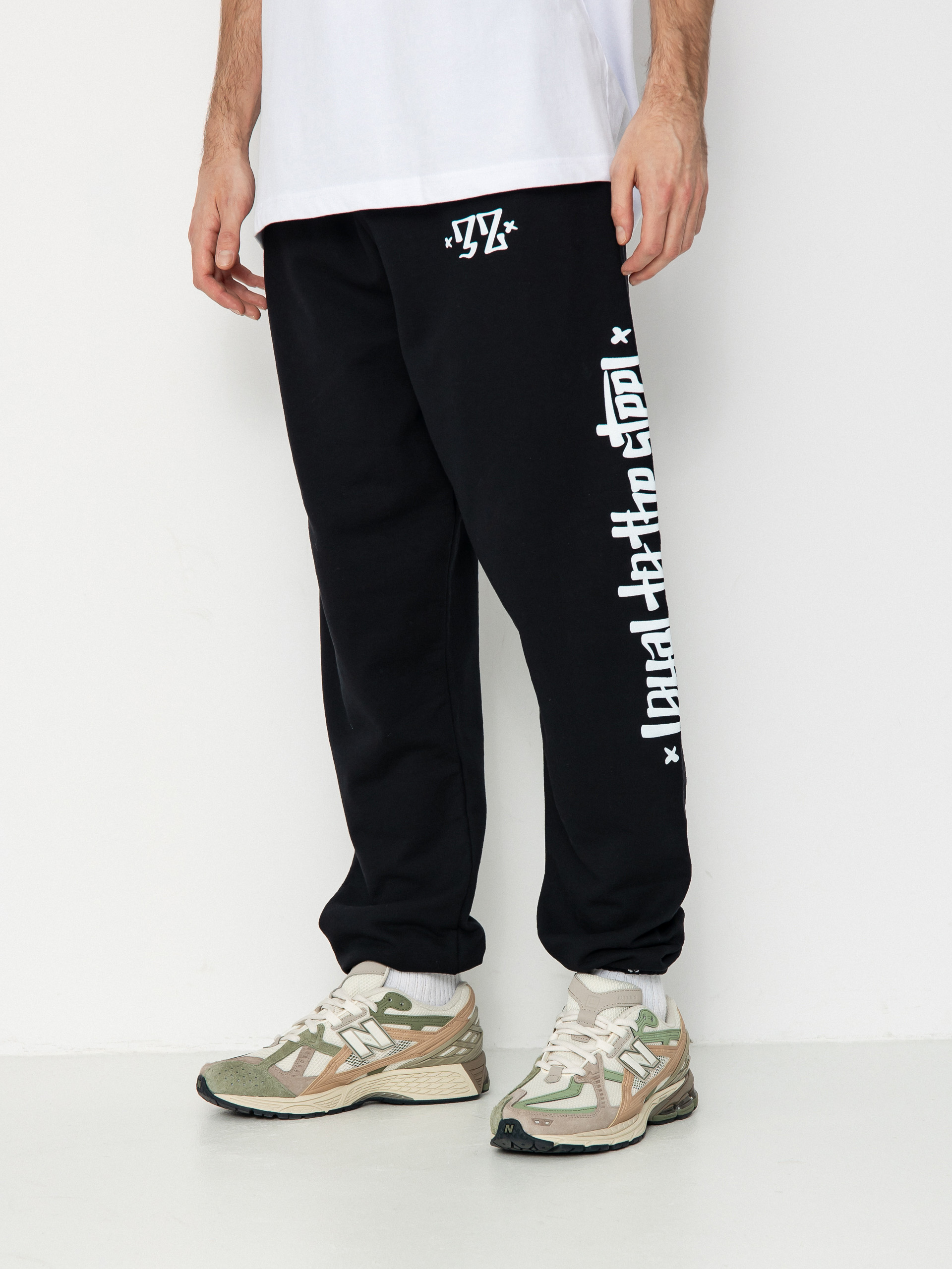 Pantaloni ThirtyTwo 32 Art Jogger (black)