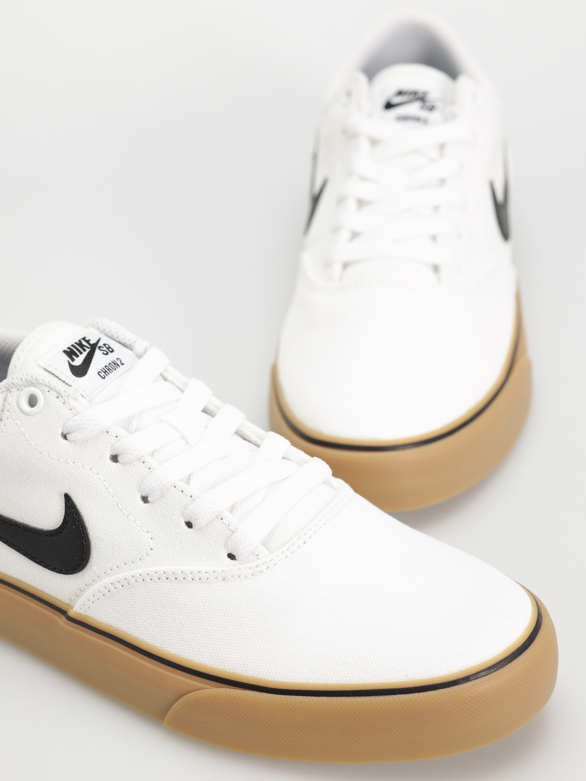 Pantofi Nike SB Chron 2 Canvas (white/black white gum light brown)