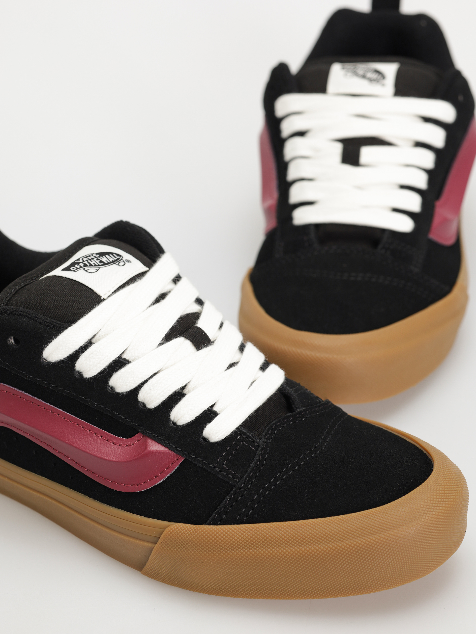 Pantofi Vans Knu Skool (vintage suede black/multi)