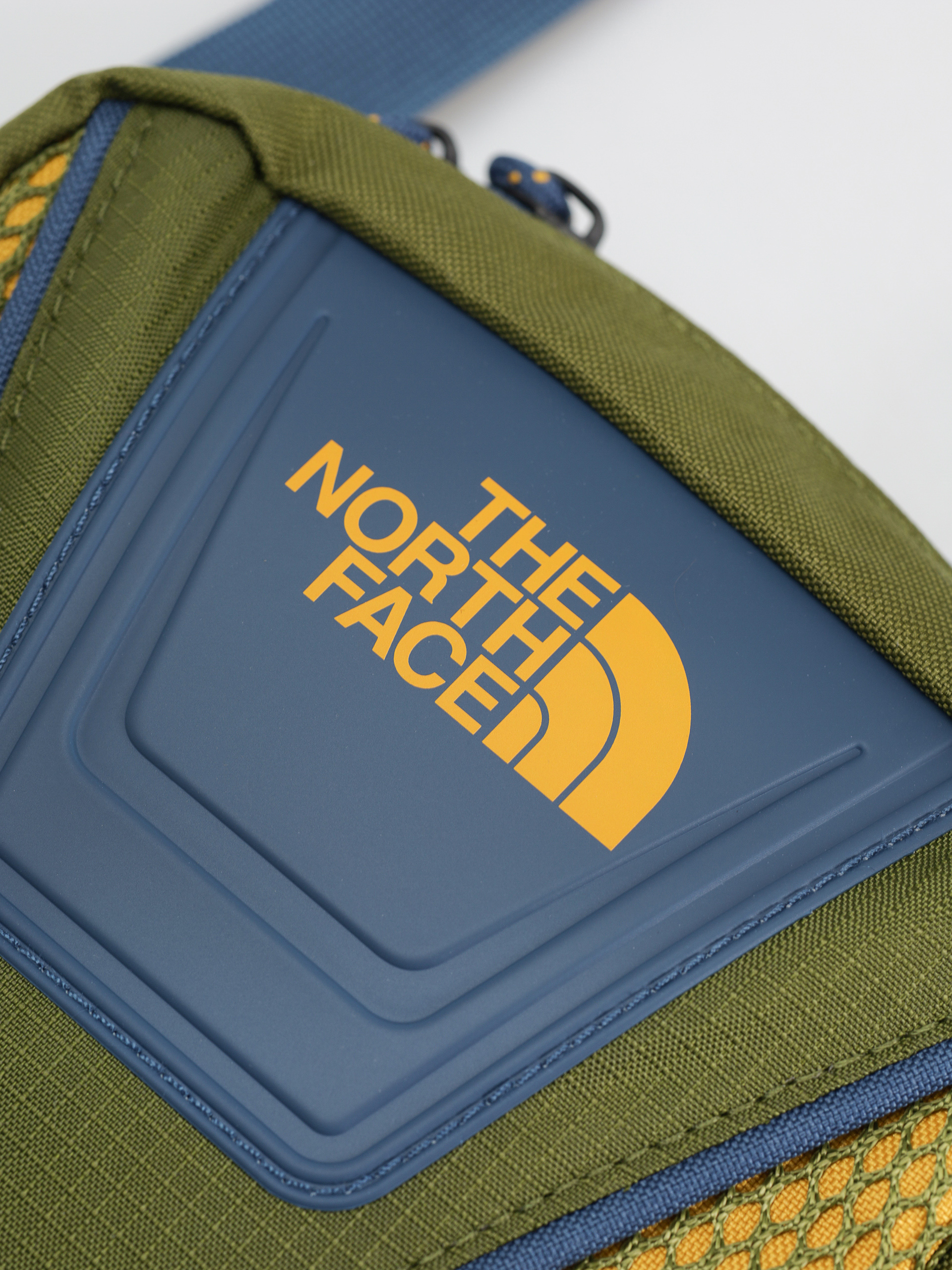 Geantă The North Face Y2K Shoulder Bag (forest olive/shady blue)