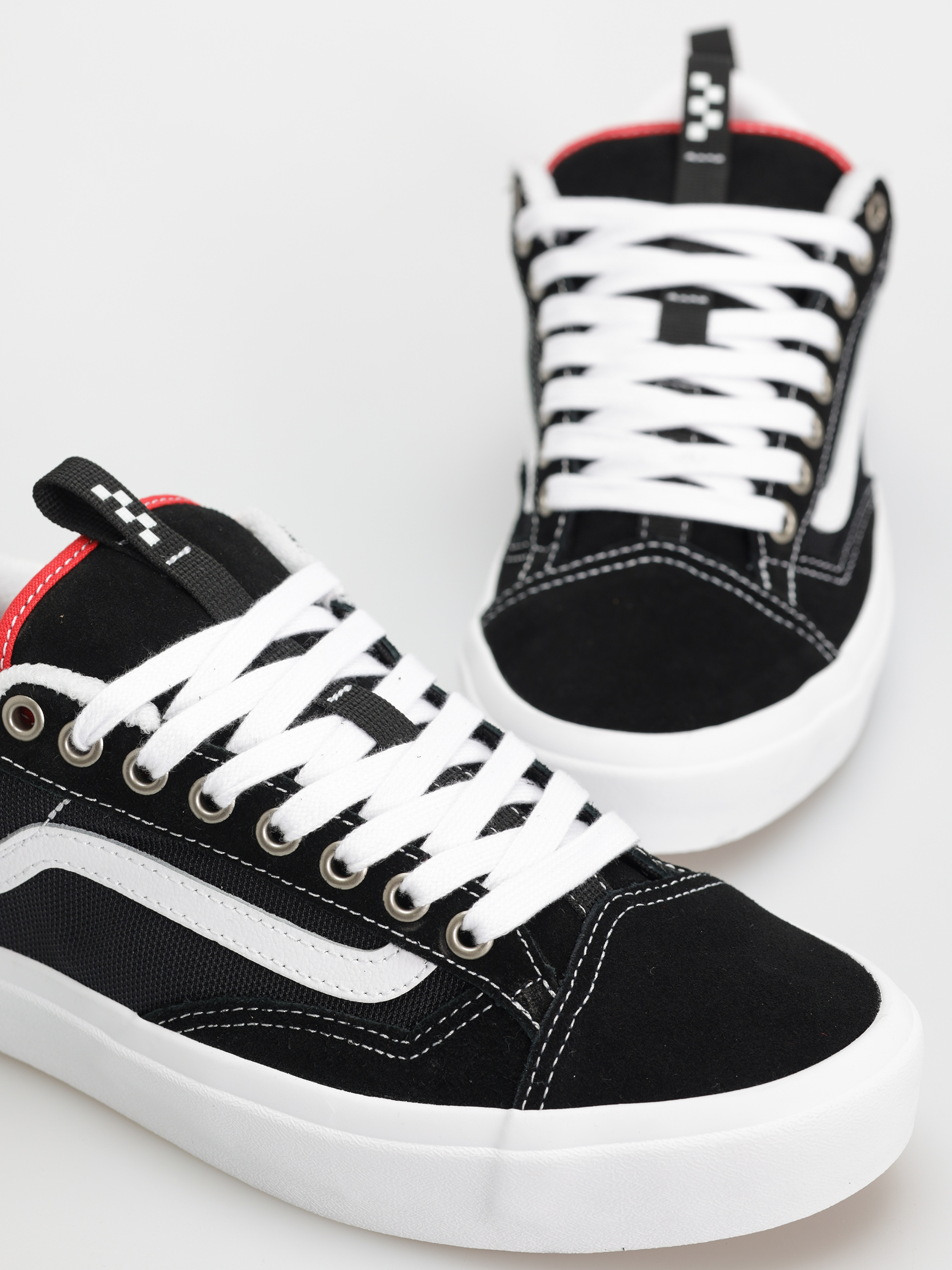 Pantofi Vans Skate Old Skool 36 + (black/white)