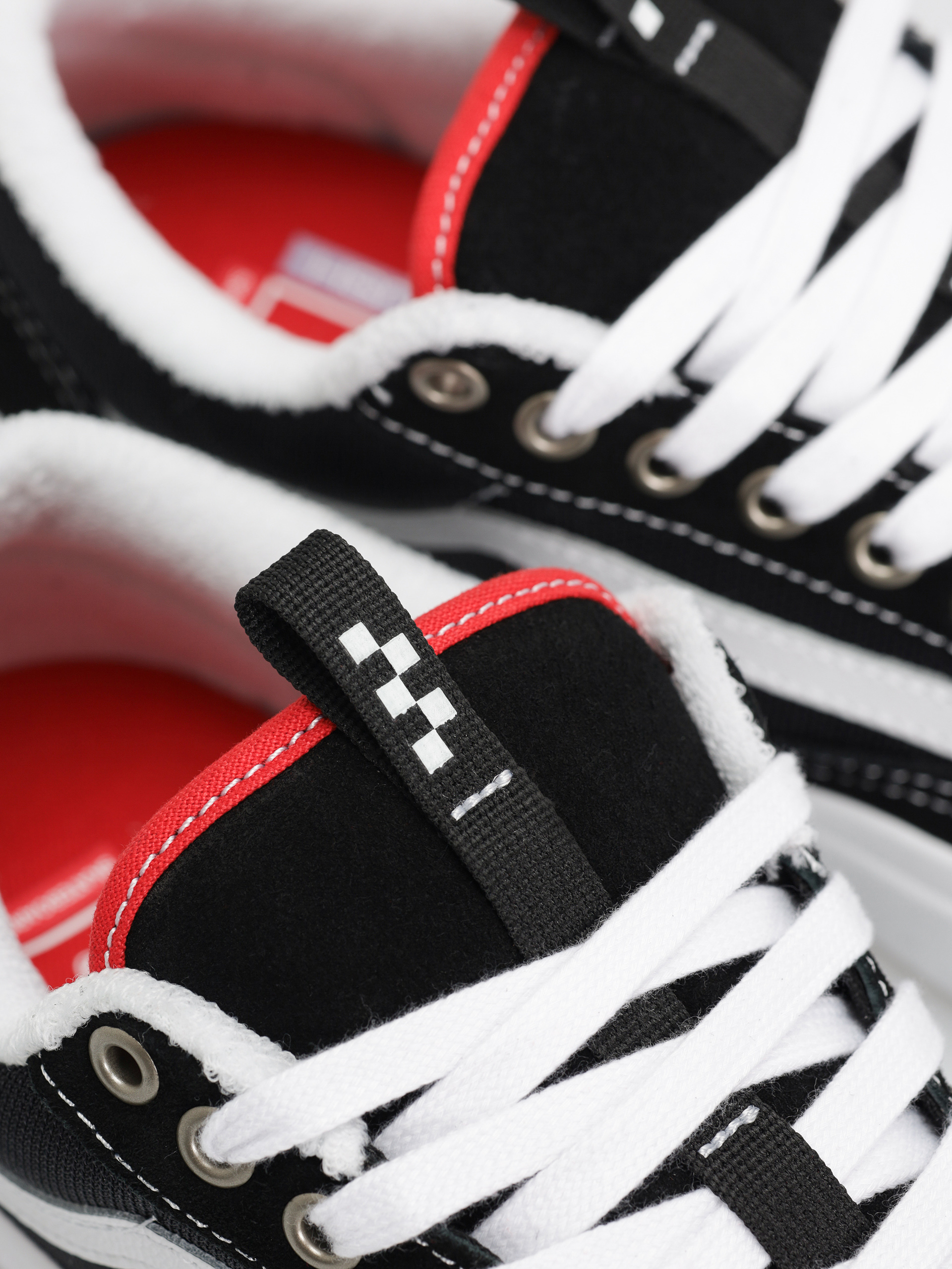 Pantofi Vans Skate Old Skool 36 + (black/white)