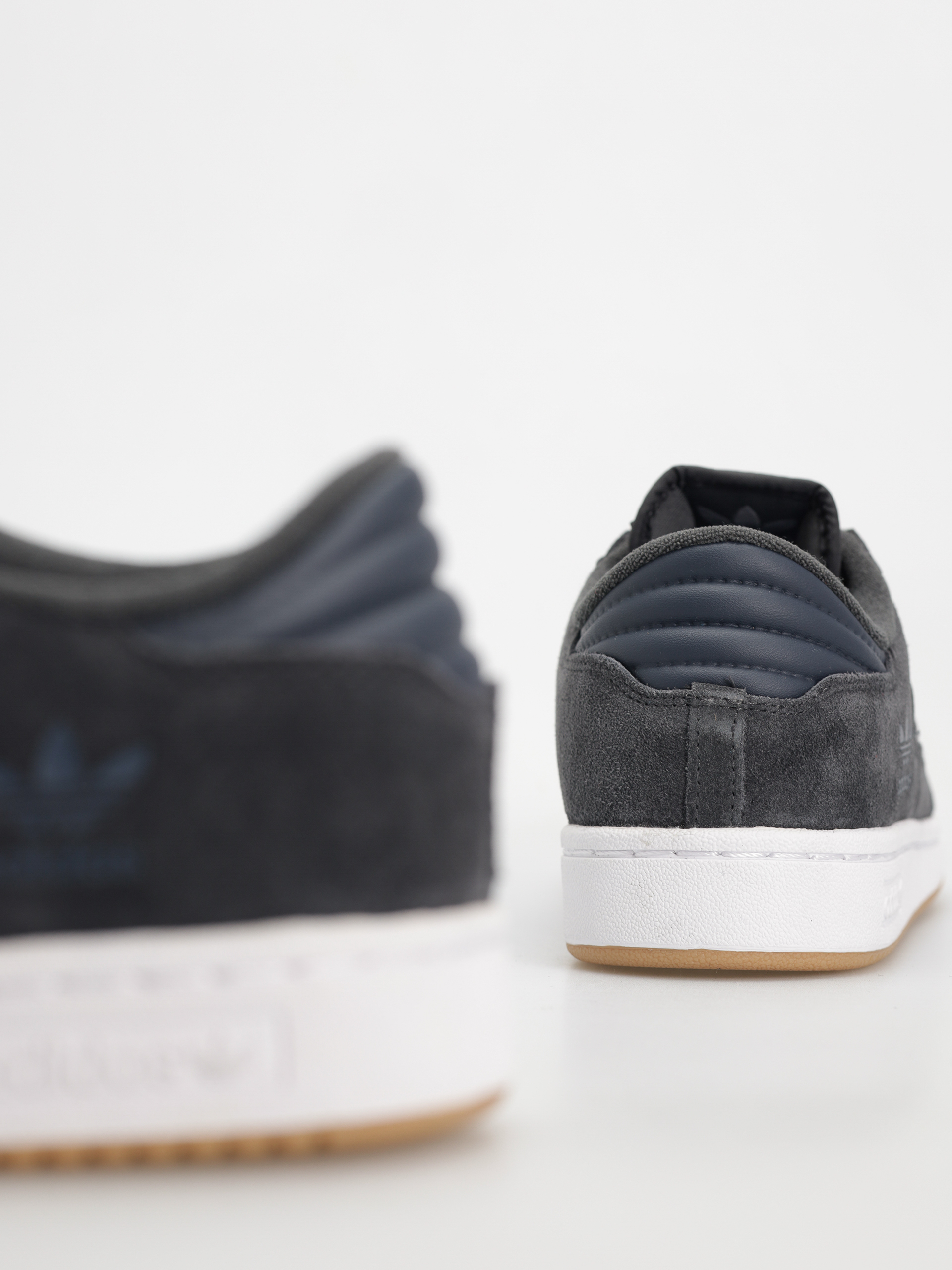 Pantofi adidas Centennial 85 Low A (carbon/grethr/conavy)