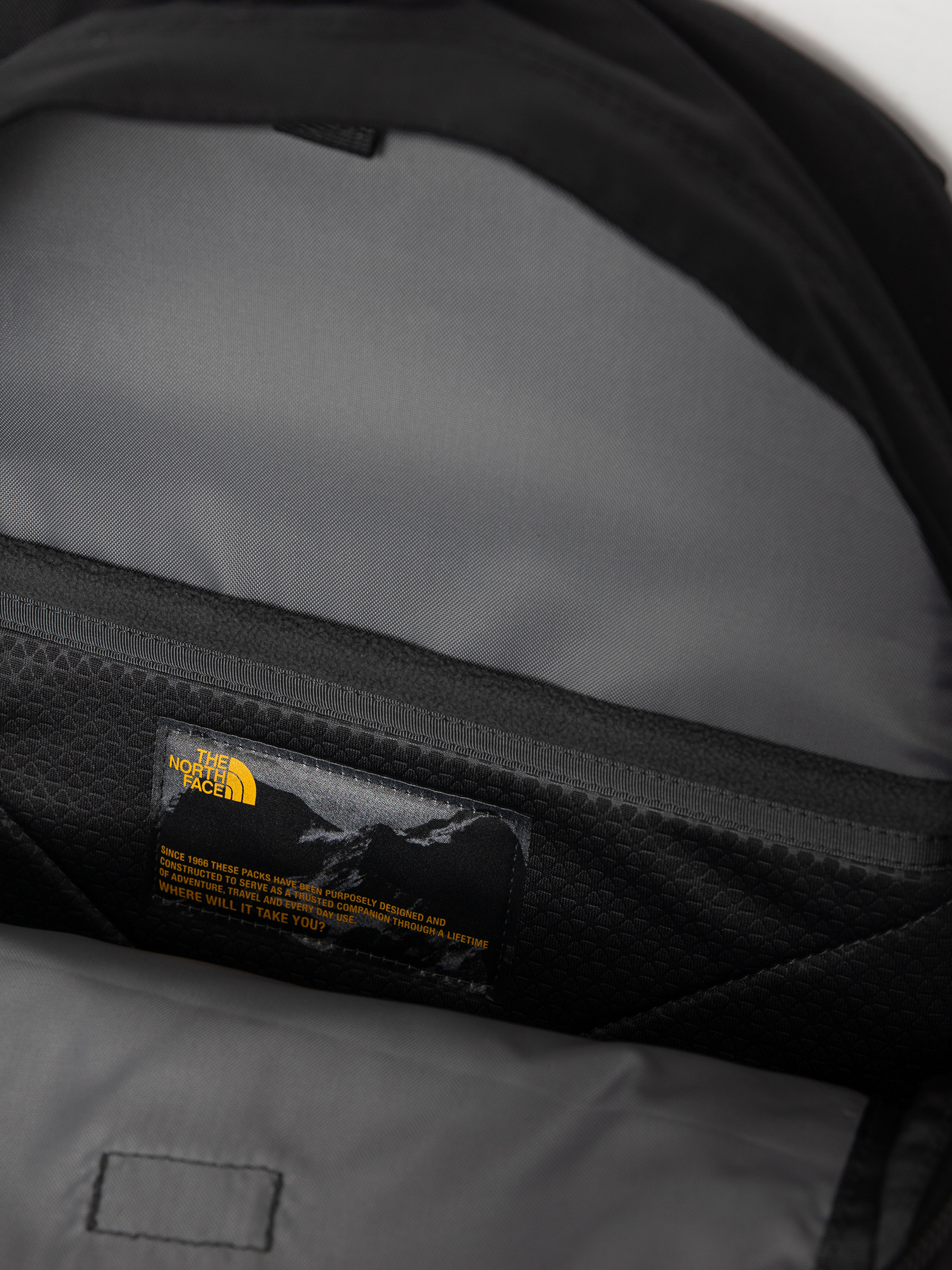 Rucsac The North Face Hot Shot Se (tnf black tnf white npf)