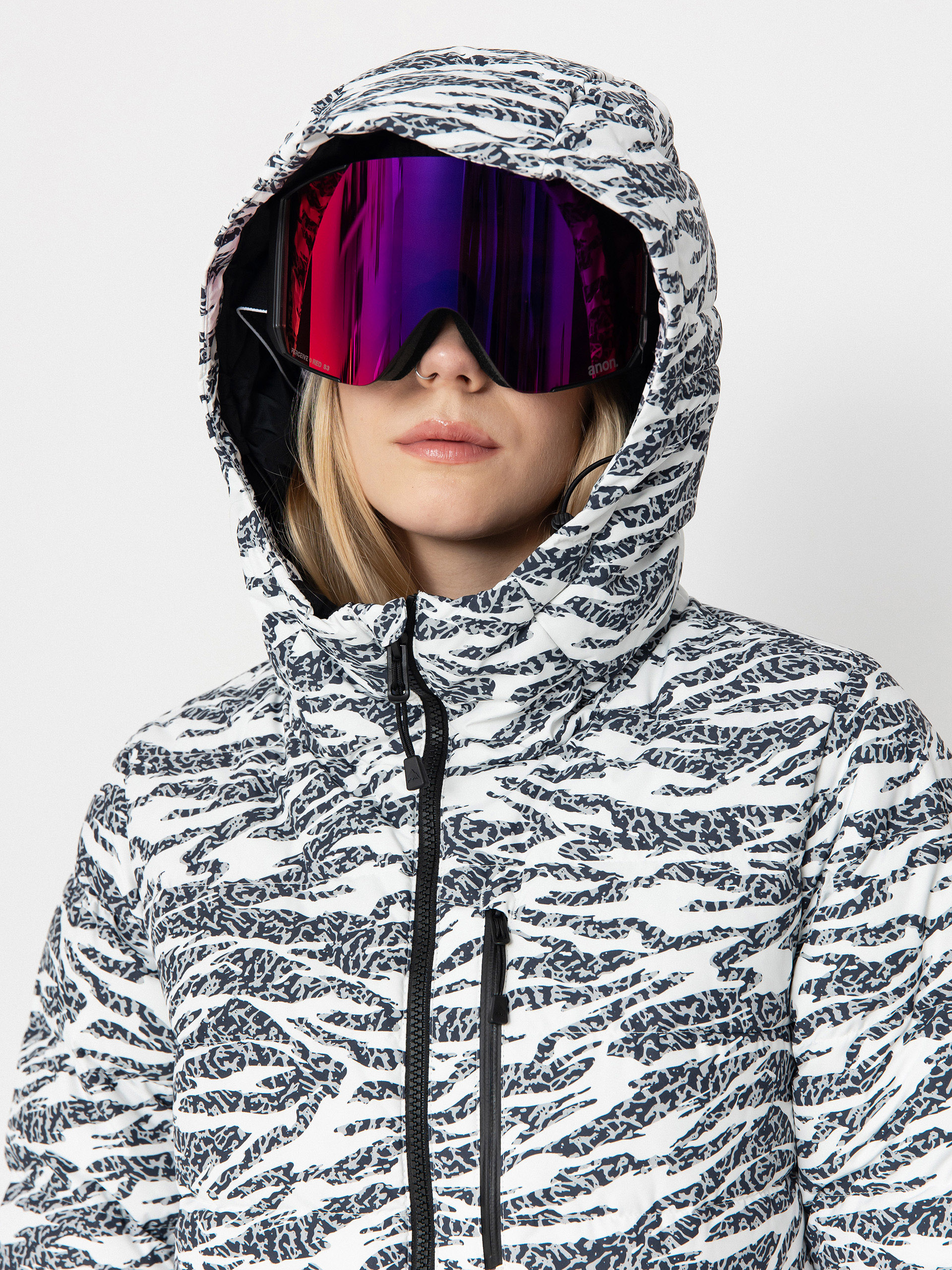 Pentru femei Geacă de snowboard Burton Loyil Down (zebra camo)