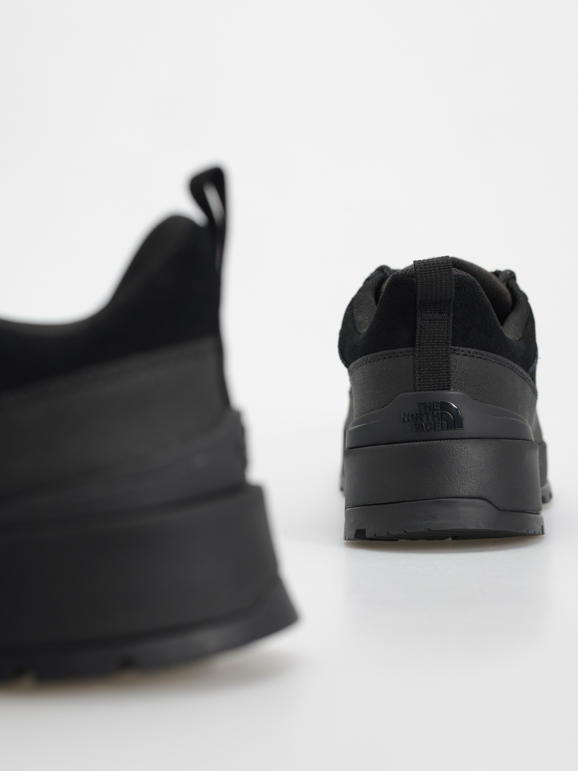 Pantofi The North Face Glenclyffe Urban Low (tnf black/tnf black)