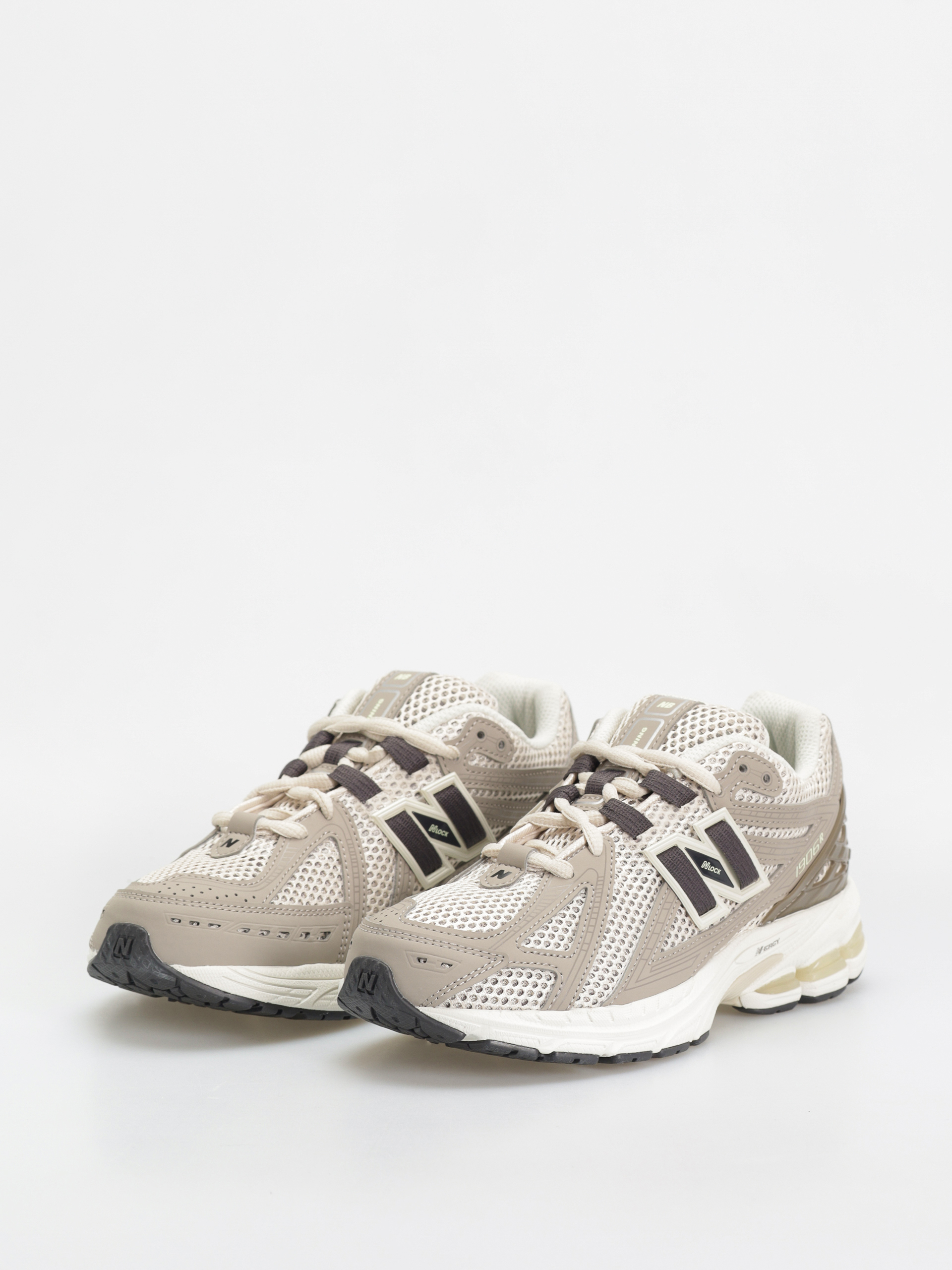 Pantofi New Balance 1906 JR (arid stone)