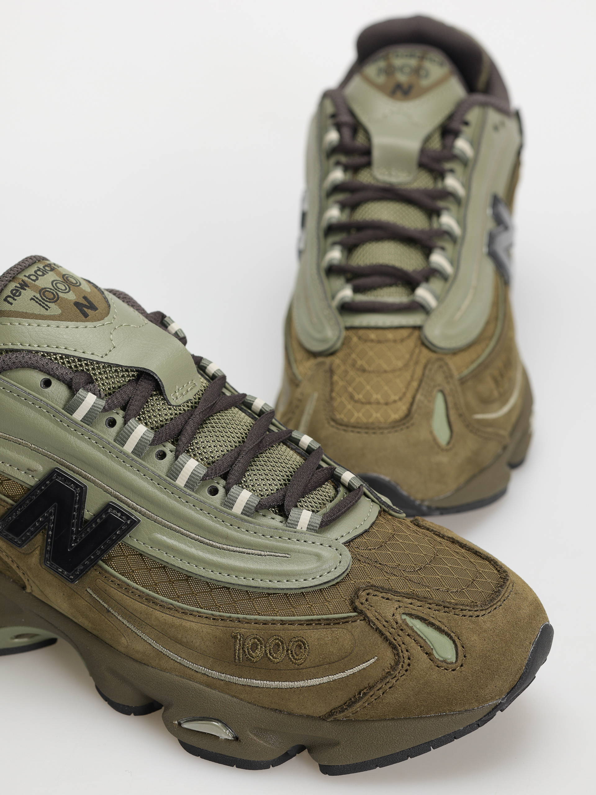 Pantofi New Balance 1000 (woodland)