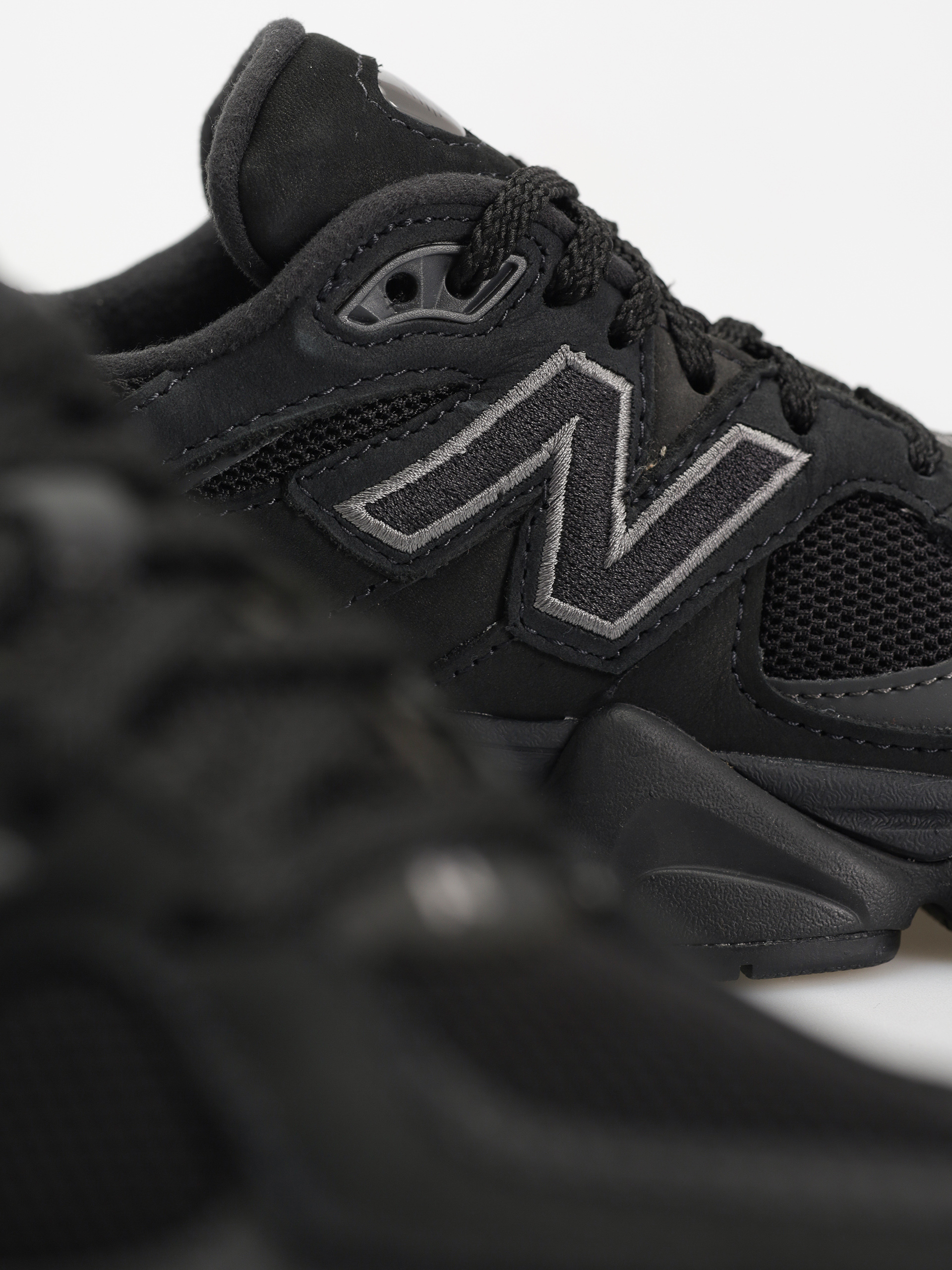 Pantofi New Balance 9060 (black)