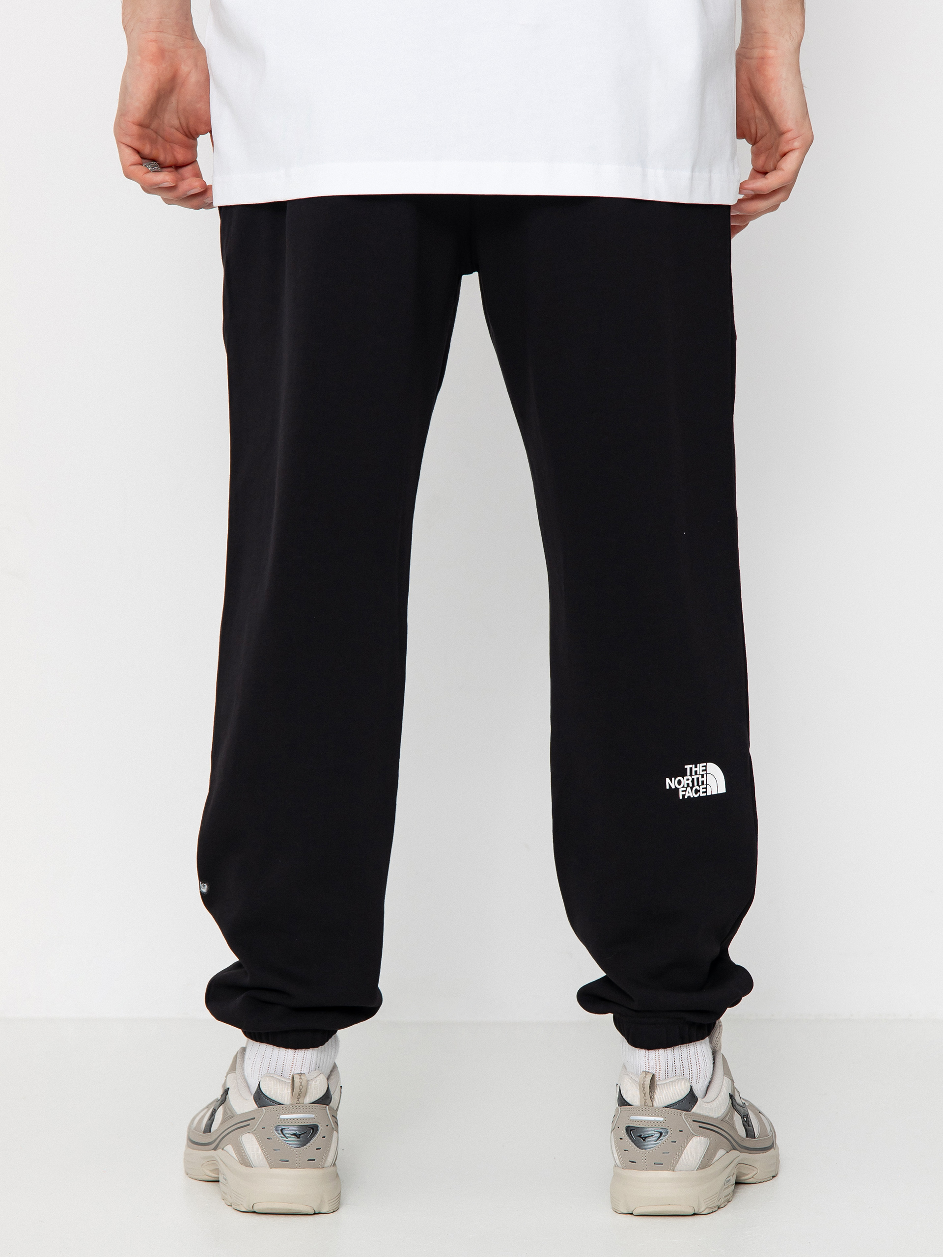 Pantaloni The North Face Simple Dome Light Regular Tapered Jogger (tnf black)